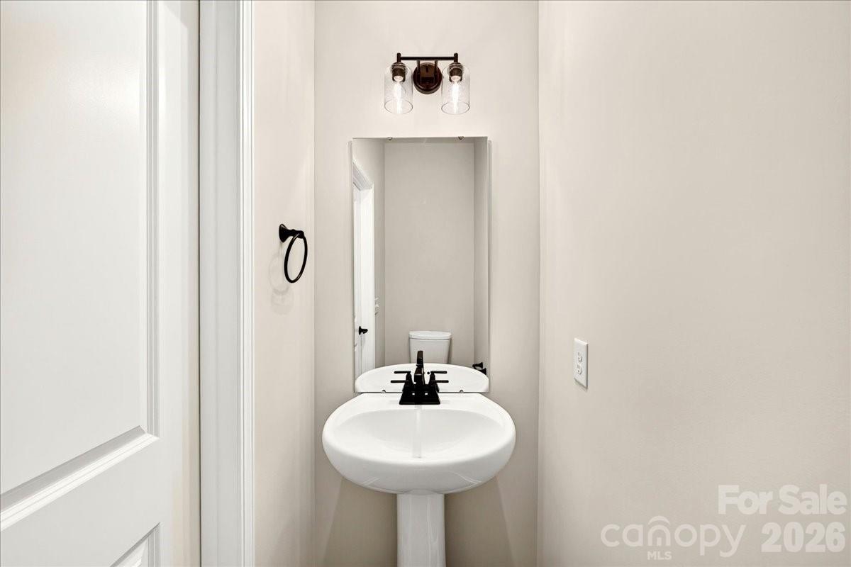 604 Webster Lane Property Photo 22