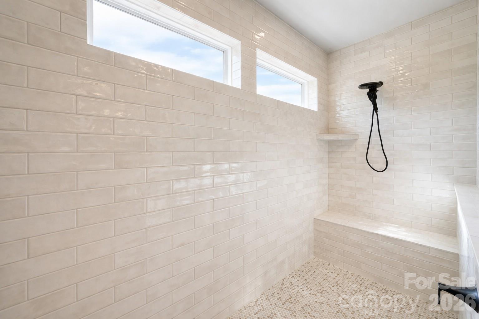 333 Portree Street Property Photo 11