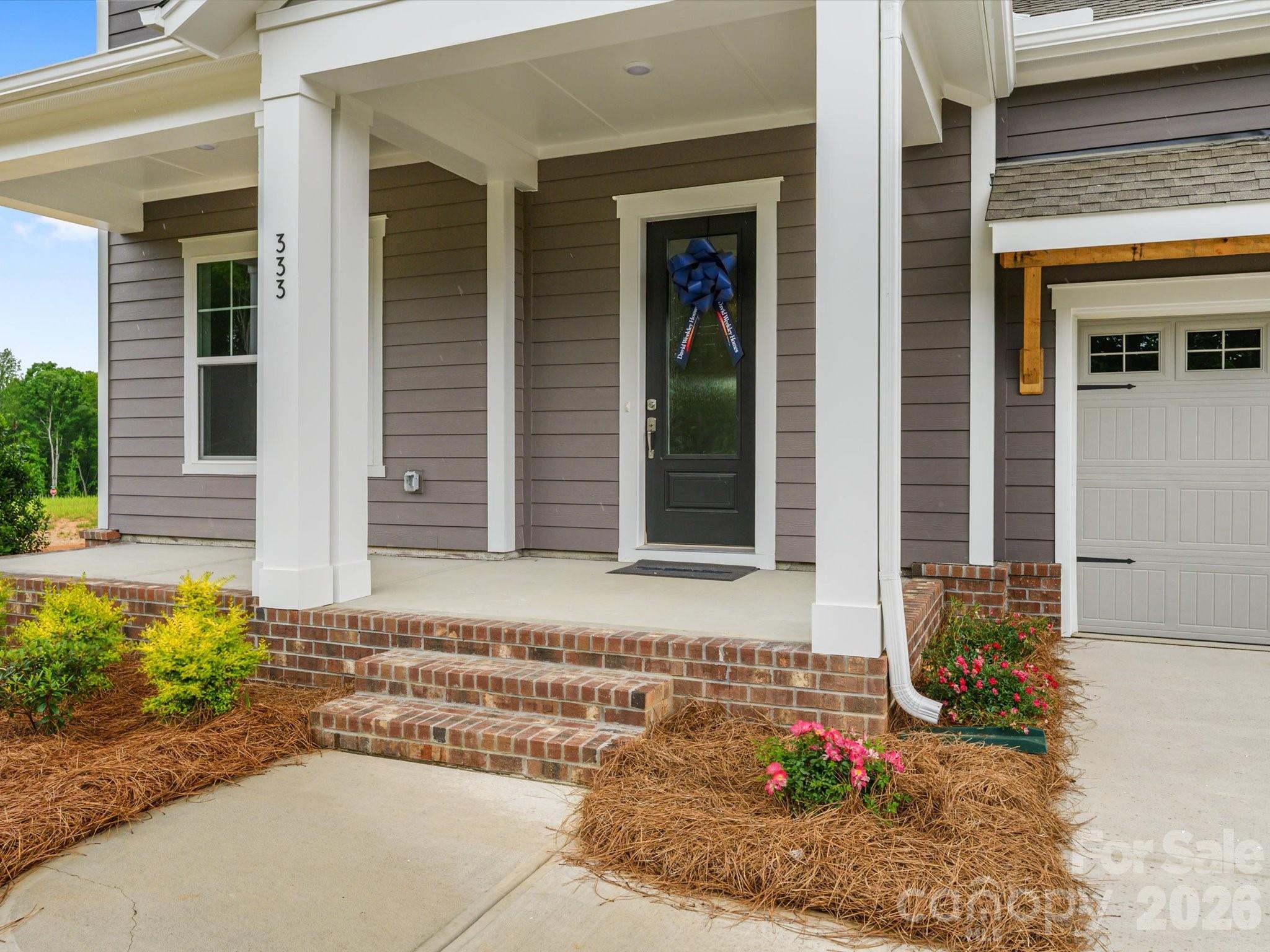 333 Portree Street Property Photo 16