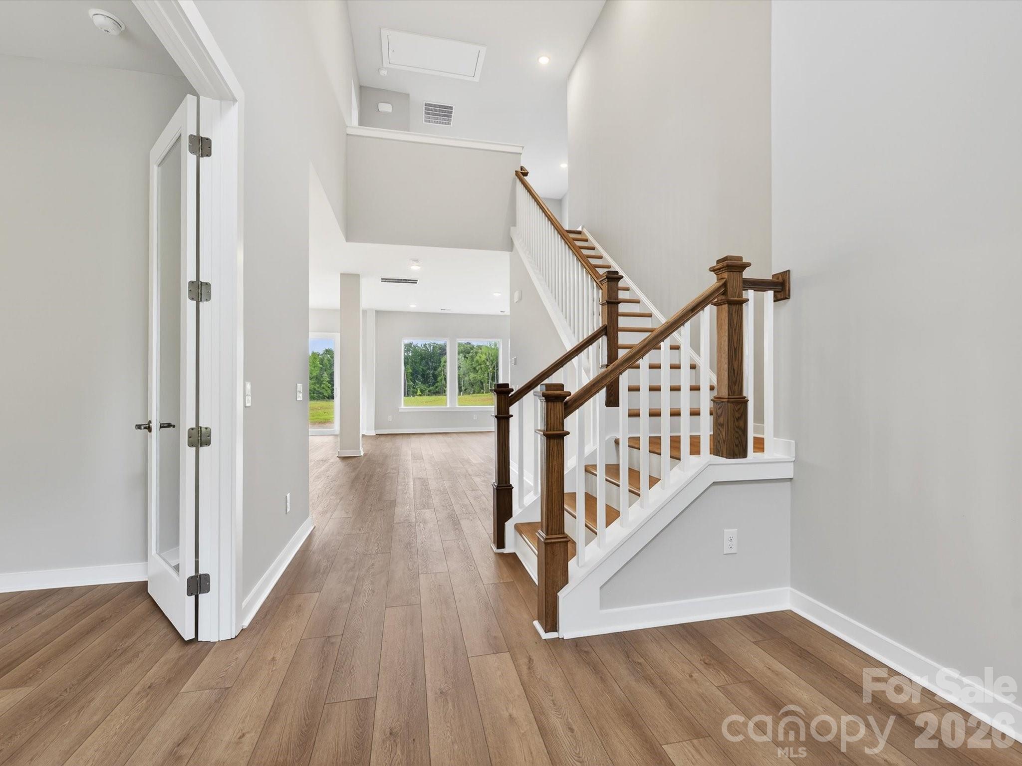 333 Portree Street Property Photo 18