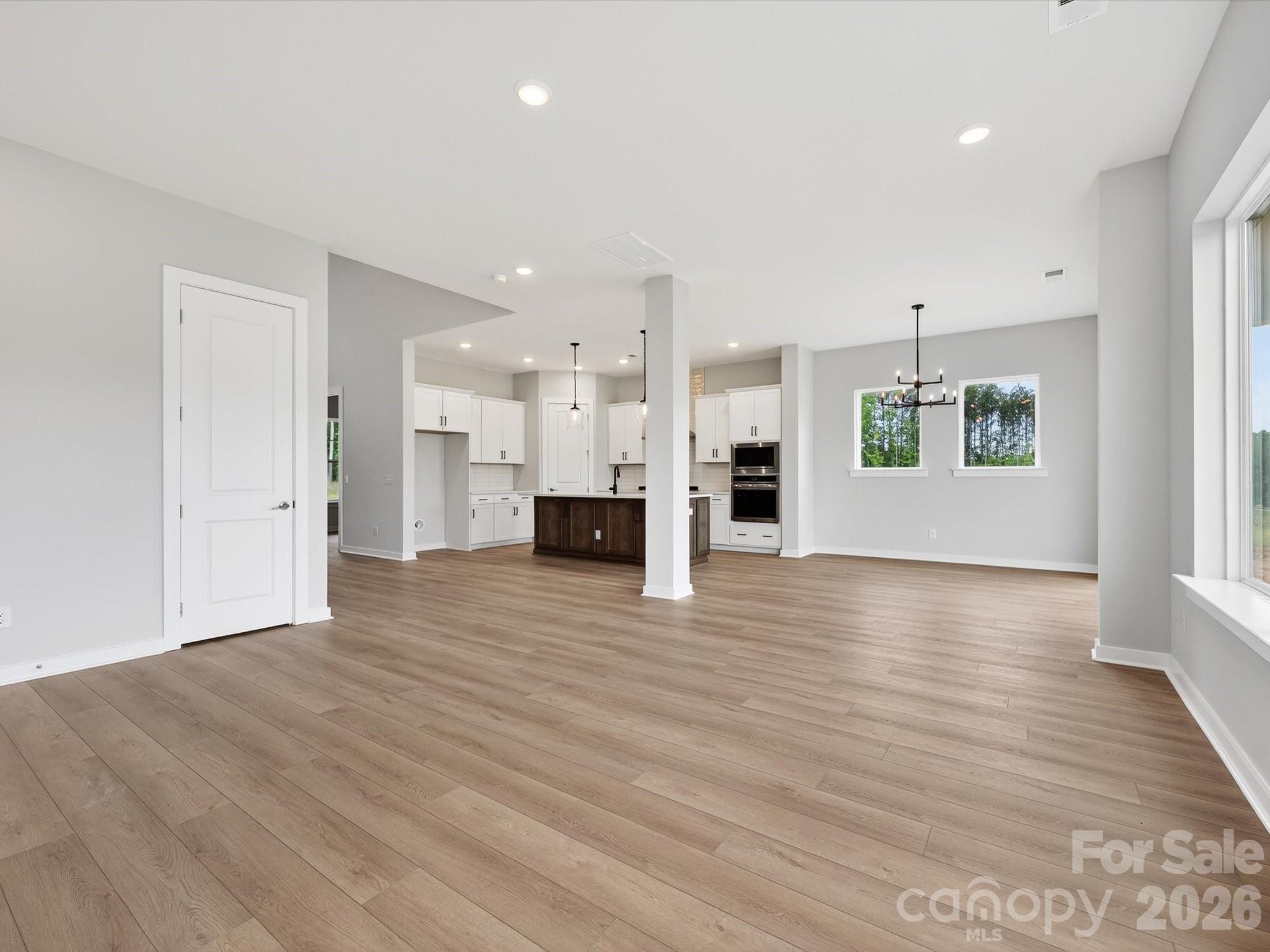 333 Portree Street Property Photo 18