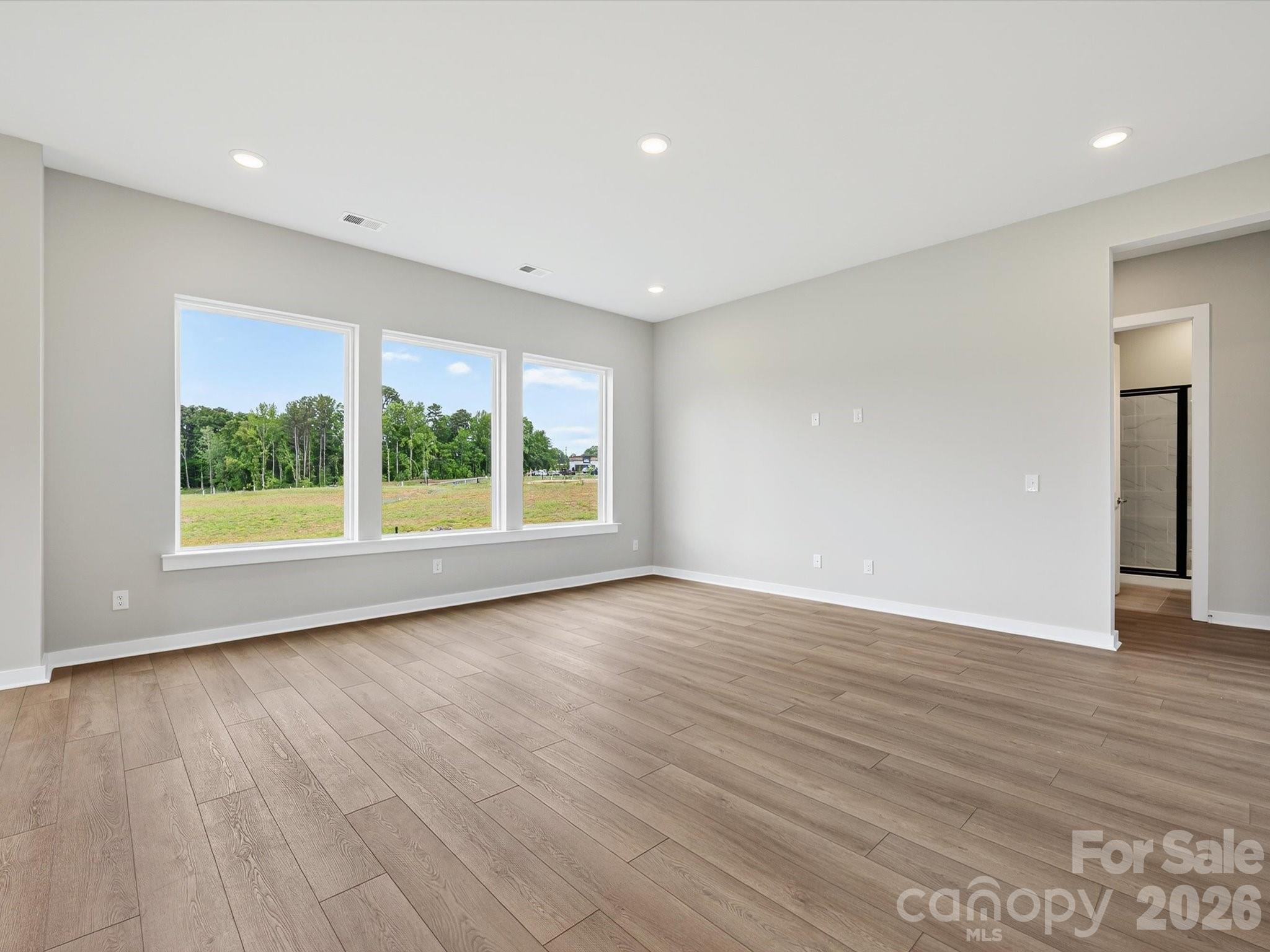 333 Portree Street Property Photo 26