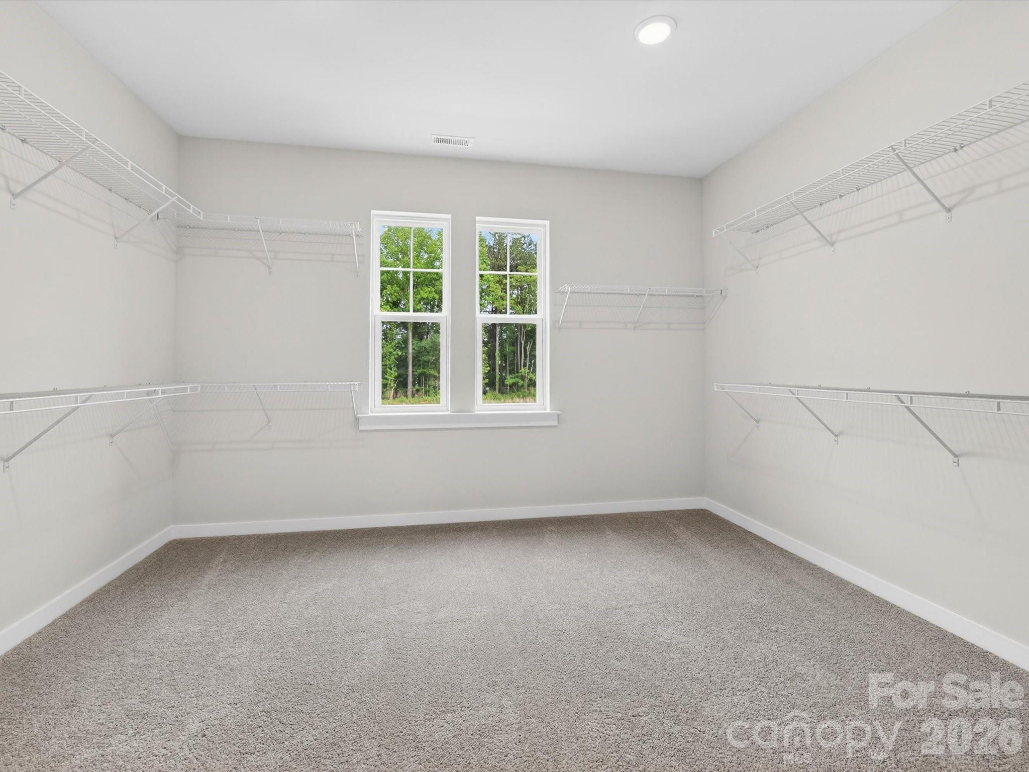 333 Portree Street Property Photo 28