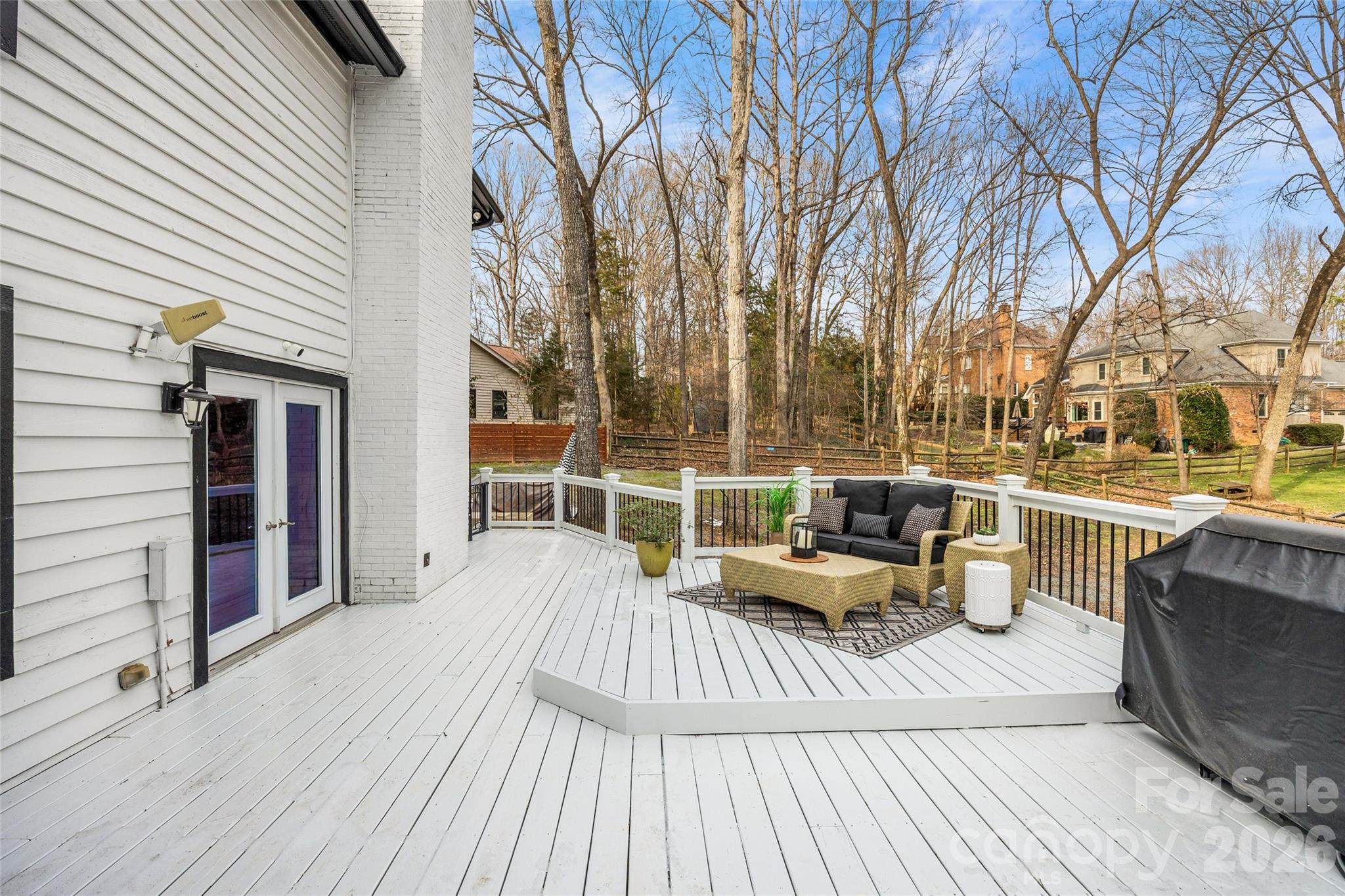 9562 Hunting Court Property Photo 44
