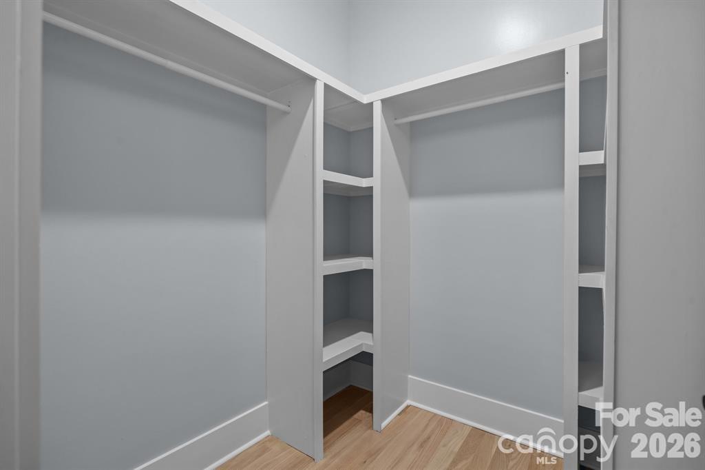 204 W Wade Street Property Photo 11
