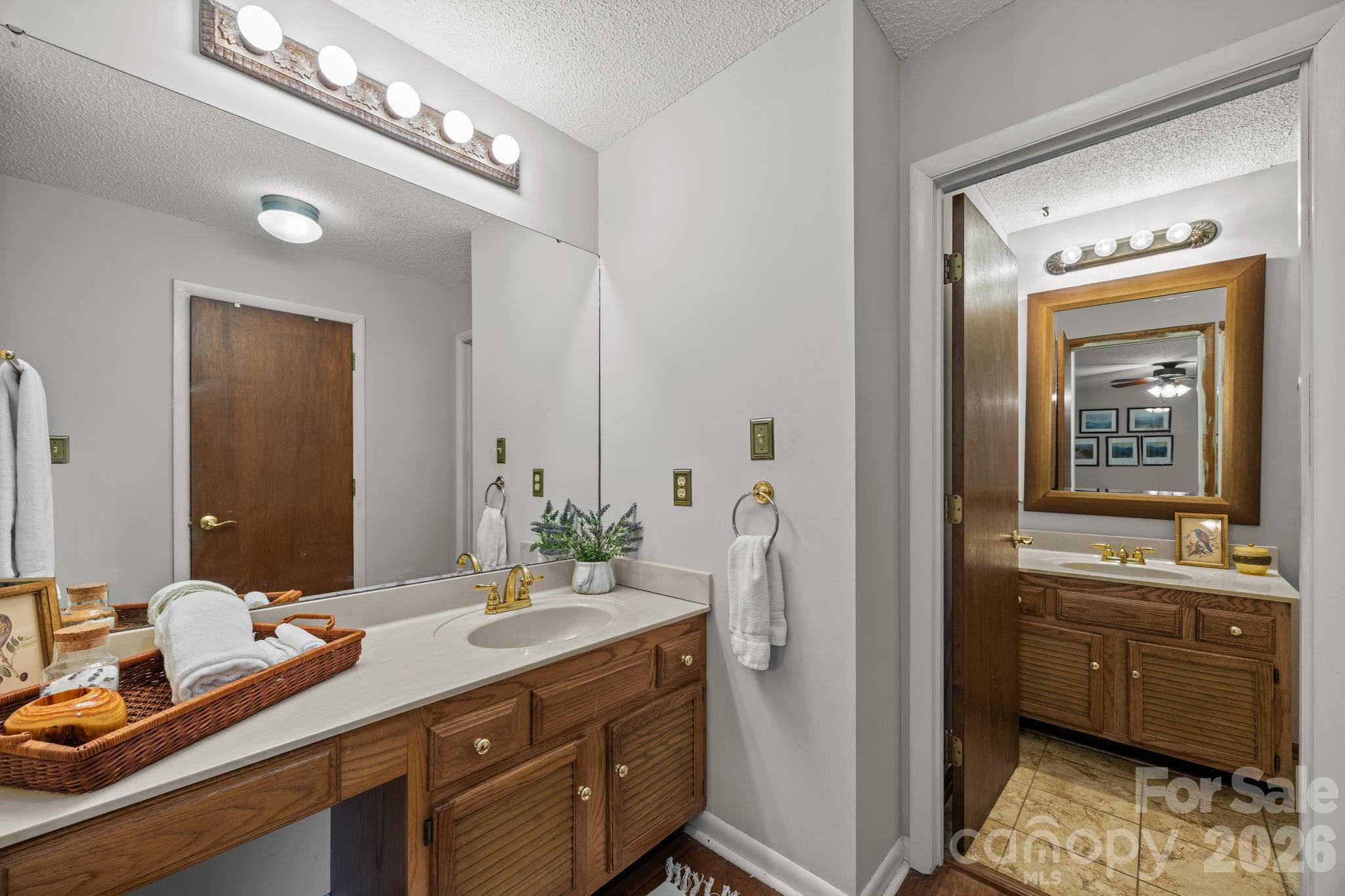 501 Woodfield Drive Property Photo 6