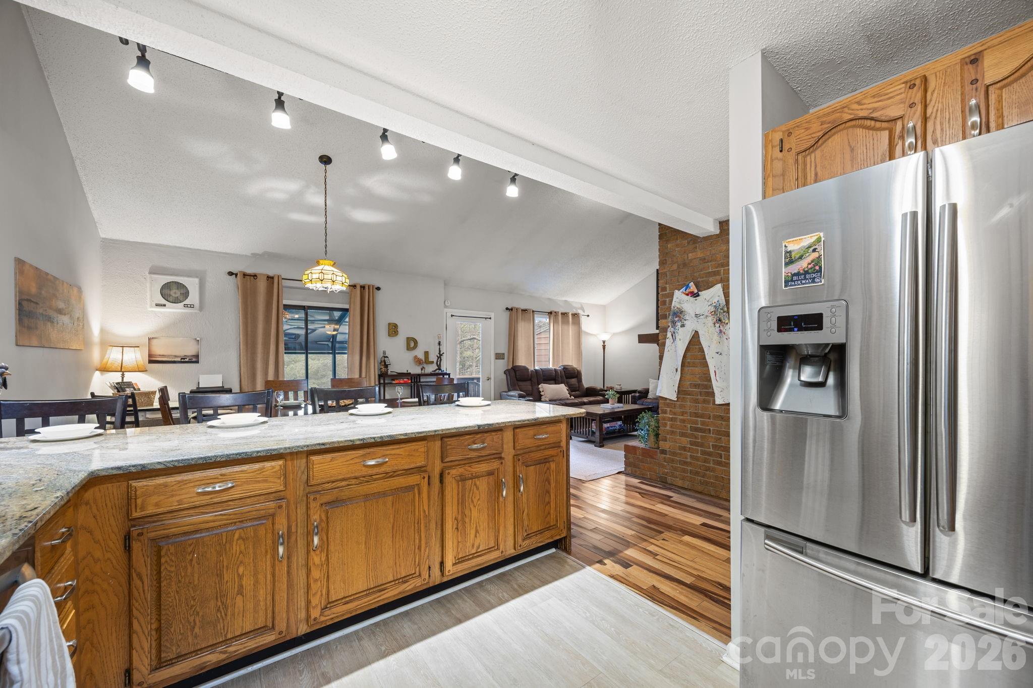 501 Woodfield Drive Property Photo 12