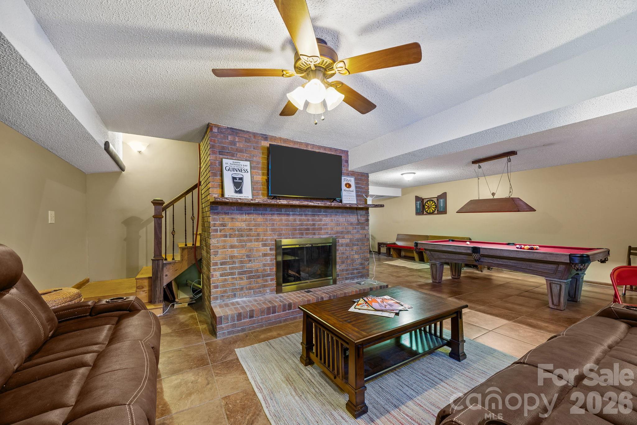 501 Woodfield Drive Property Photo 25