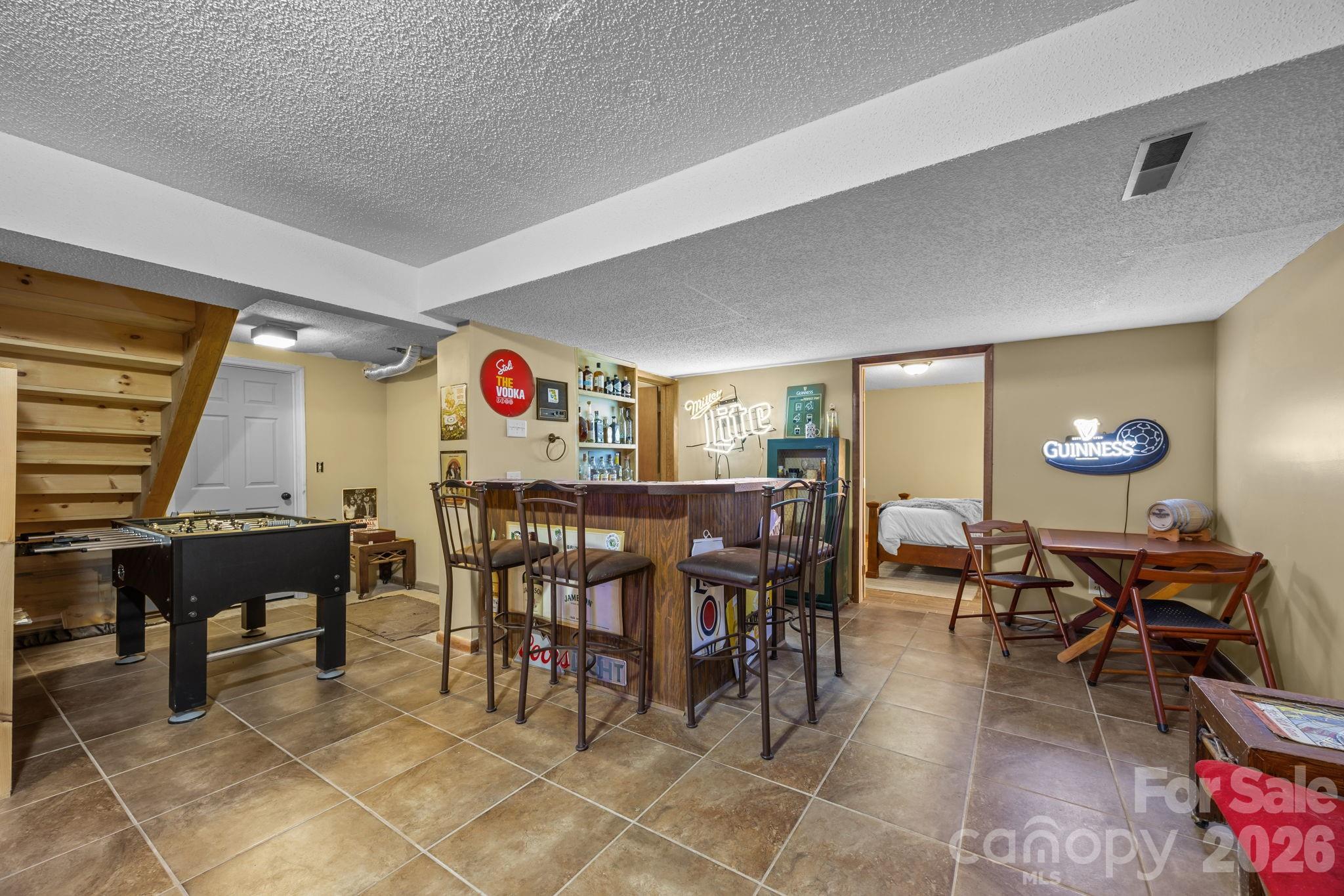 501 Woodfield Drive Property Photo 33
