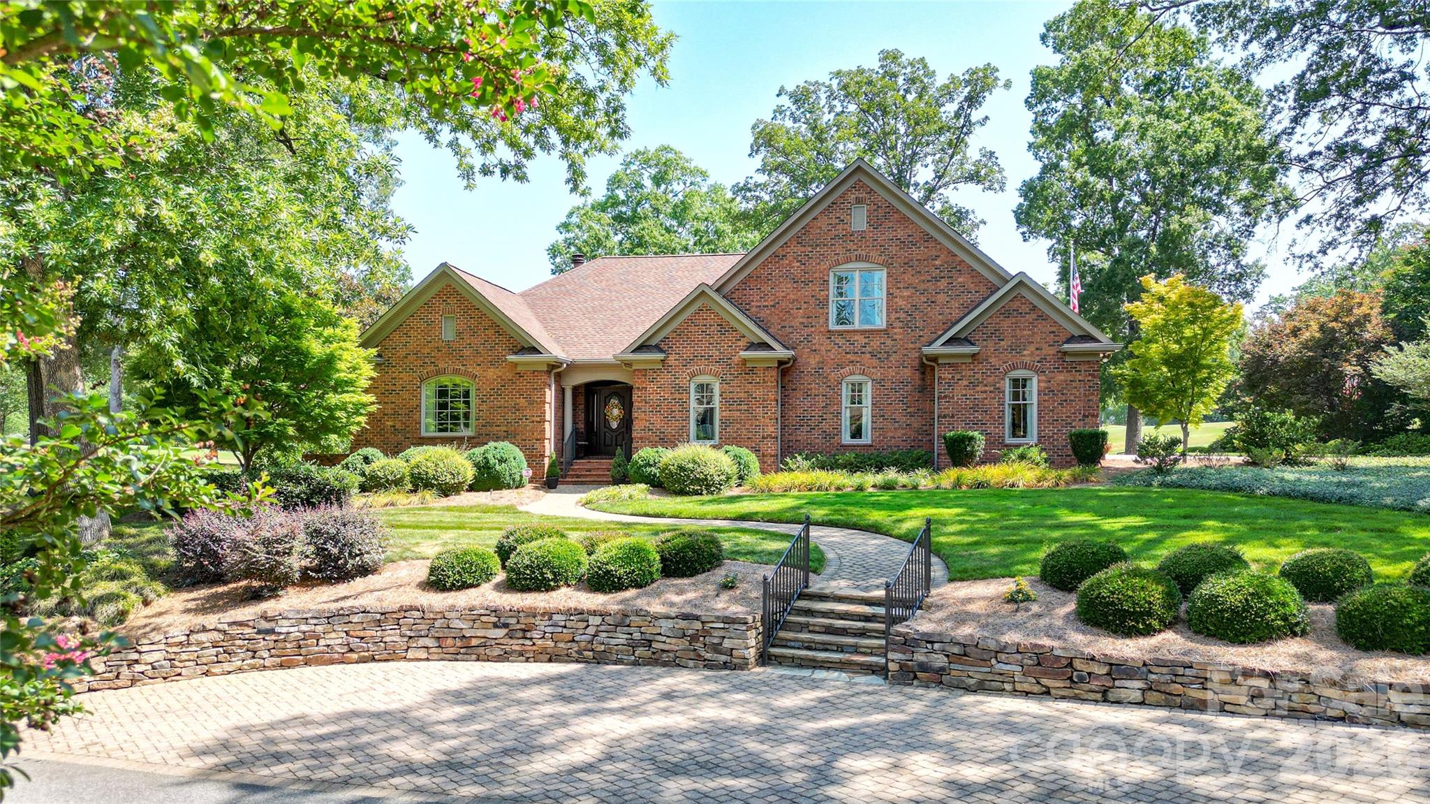 8 North Road Circle Property Photo 1