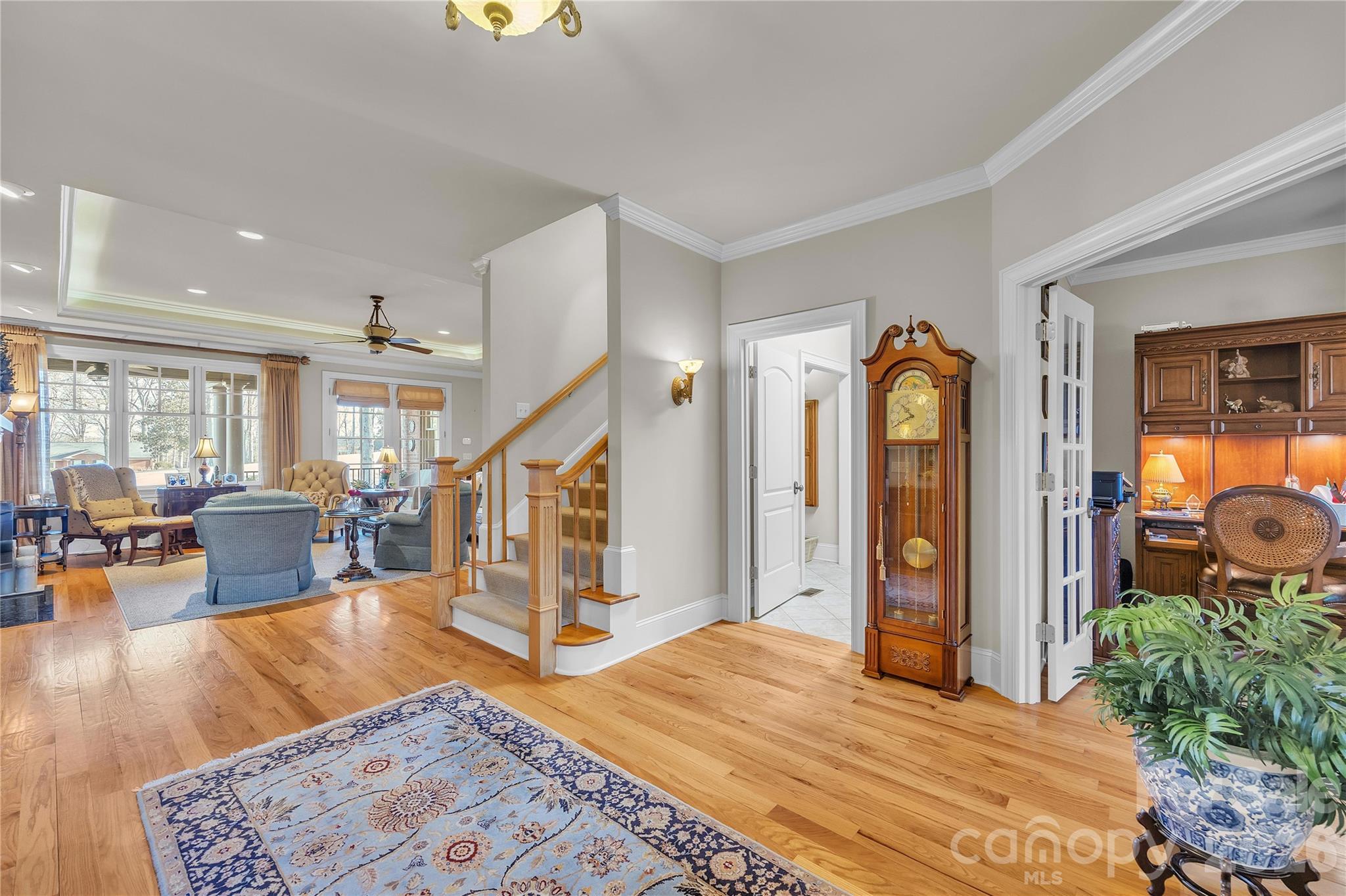 8 North Road Circle Property Photo 6