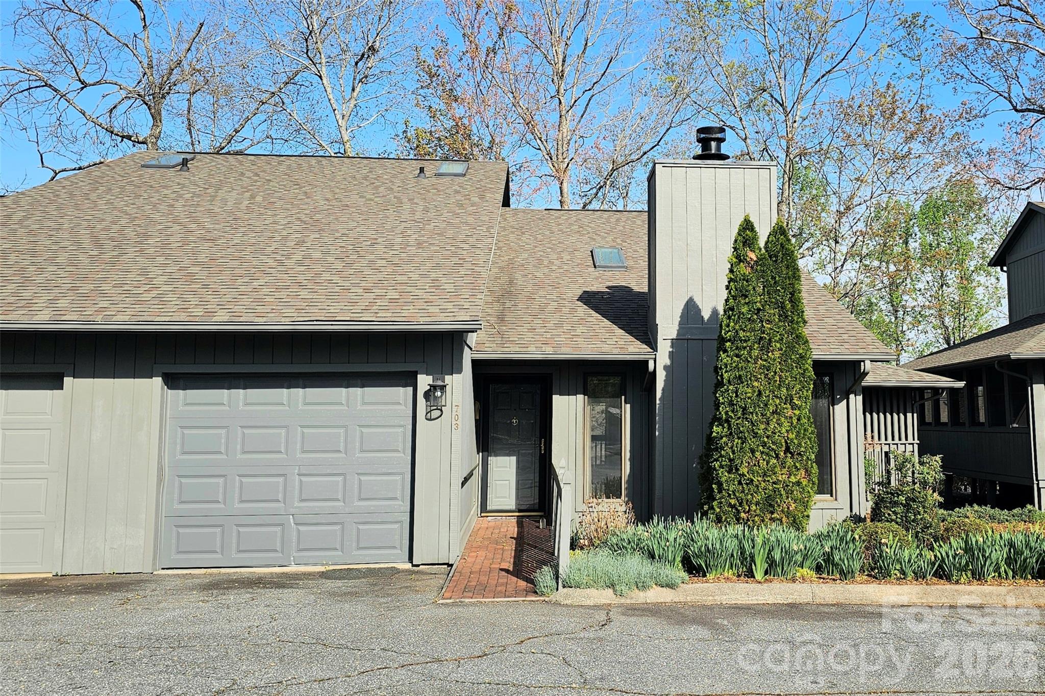 703 Independence Trail Property Photo 2