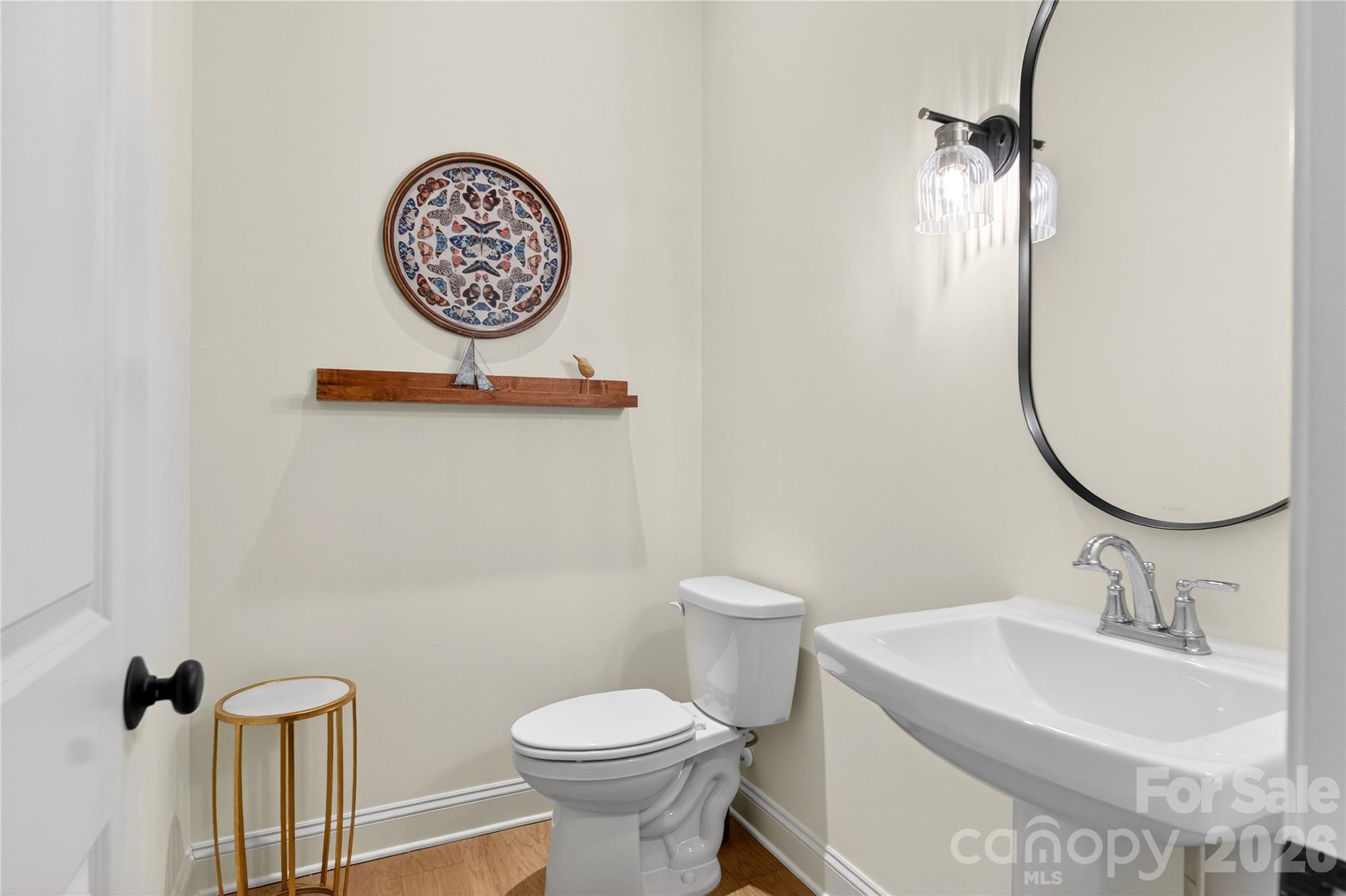 919 Tamary Way Property Photo 6