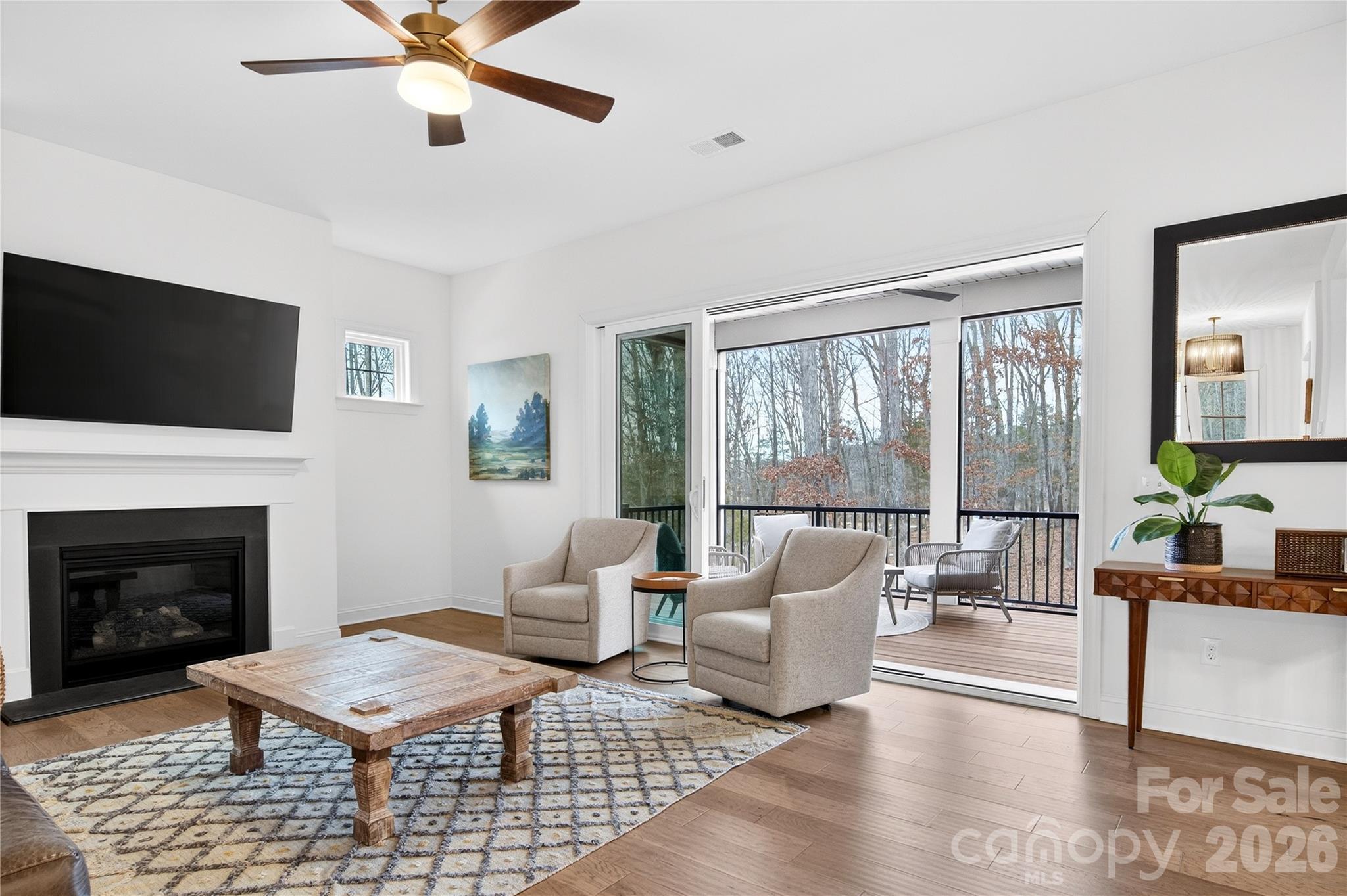 919 Tamary Way Property Photo 13