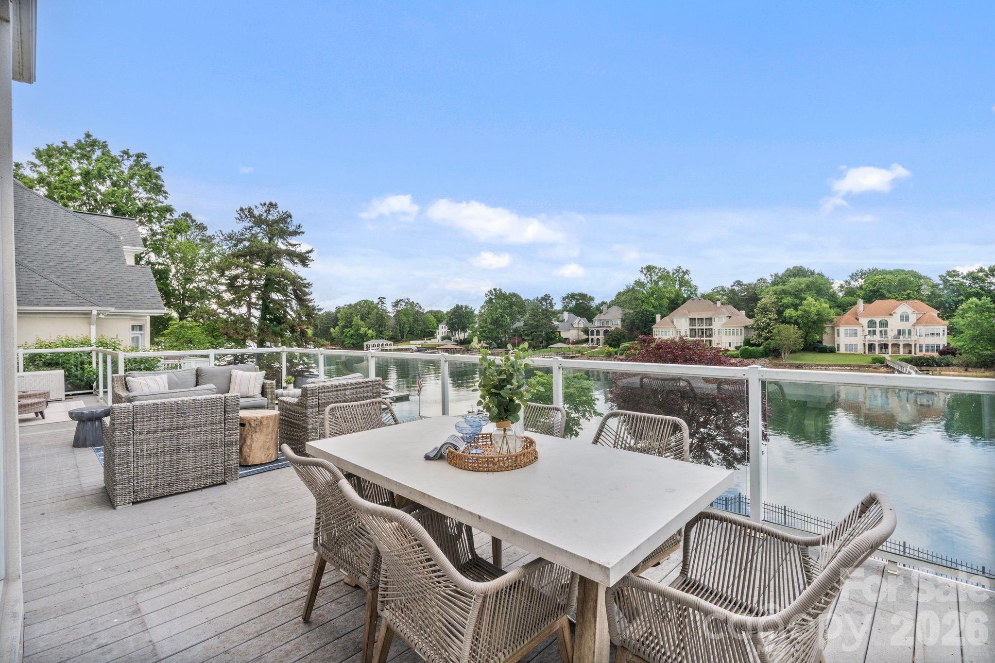 17825 Spinnakers Reach Drive Property Photo 17