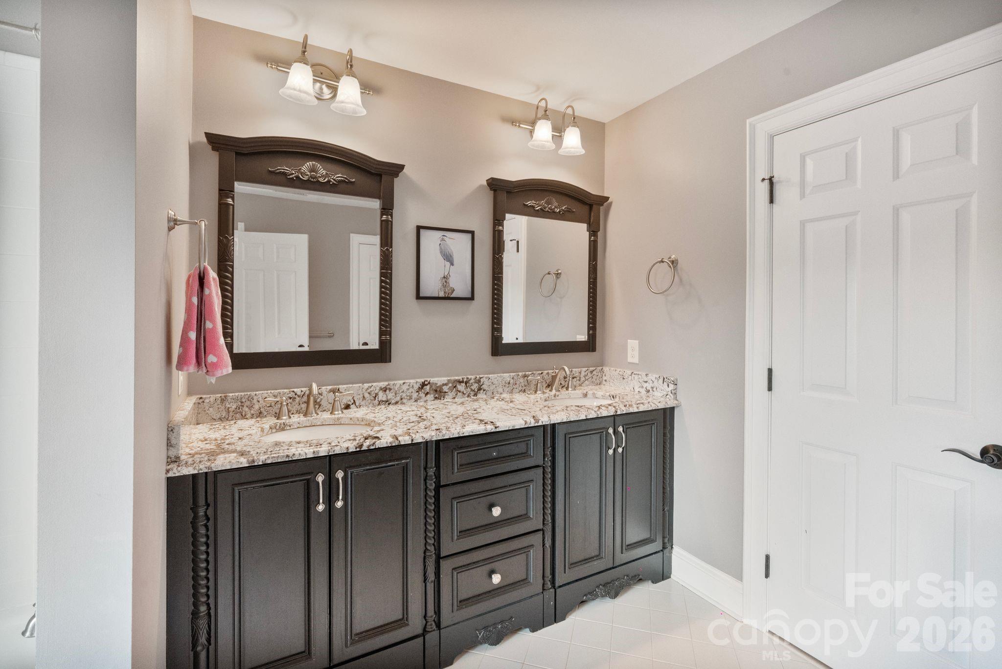 17825 Spinnakers Reach Drive Property Photo 33
