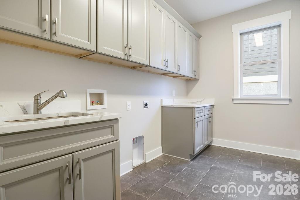 182 Waightstill Drive Property Photo 15