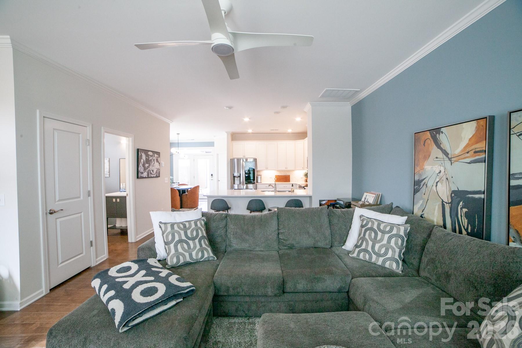 100 Linestowe Drive Property Photo 11