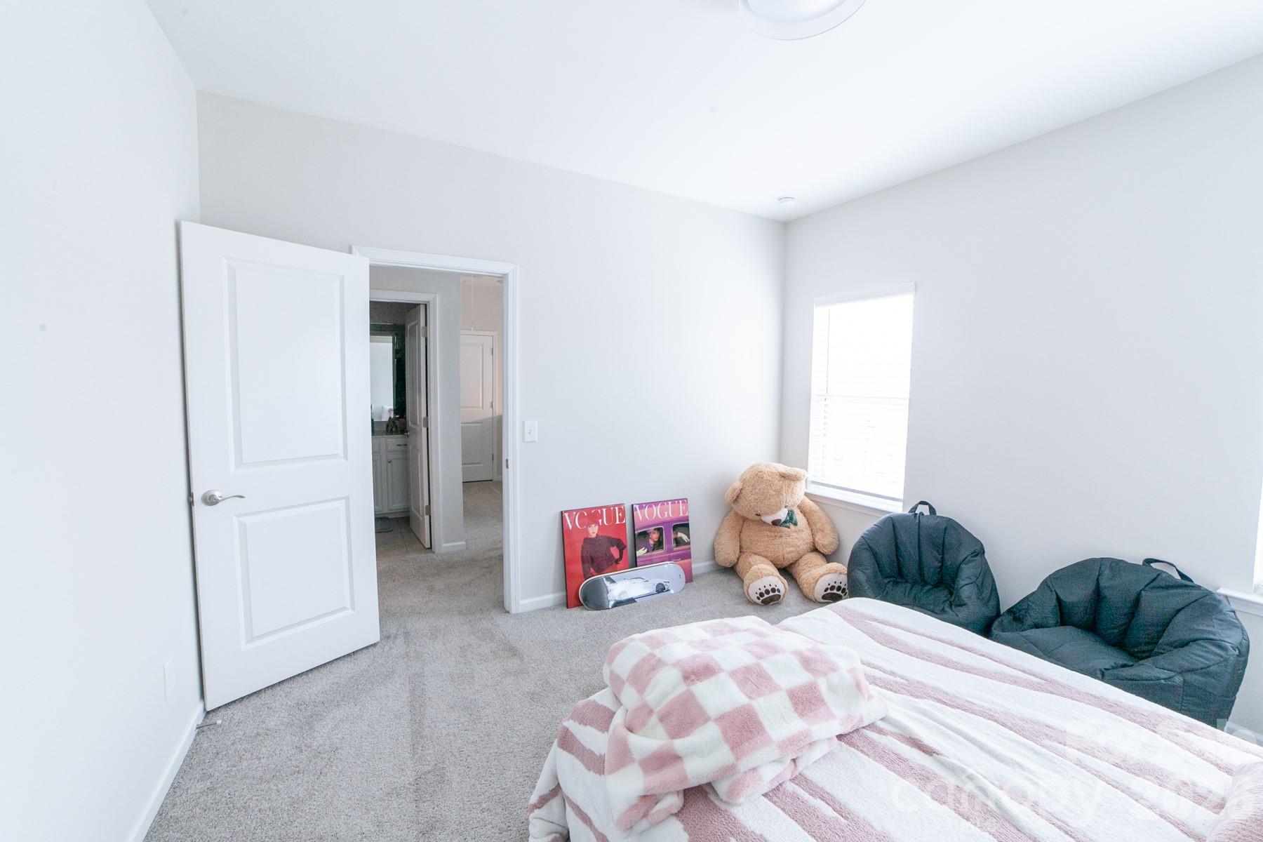 100 Linestowe Drive Property Photo 15