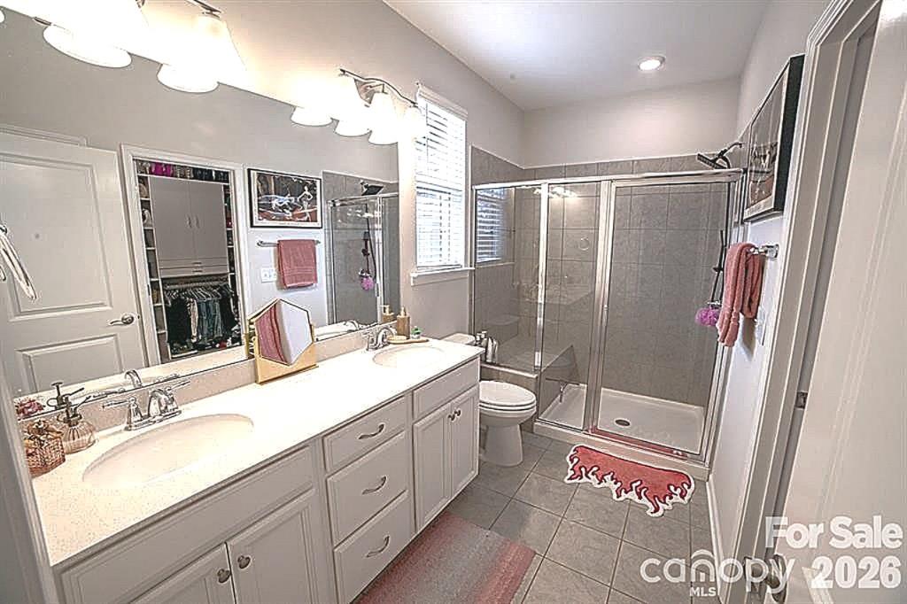 100 Linestowe Drive Property Photo 19