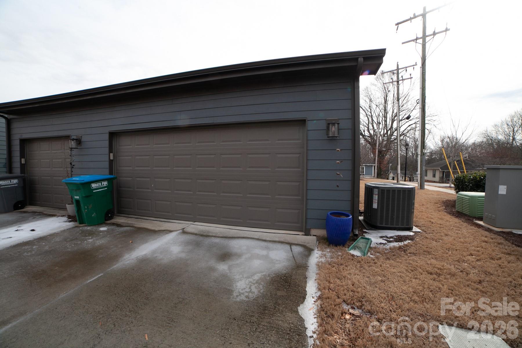 100 Linestowe Drive Property Photo 32