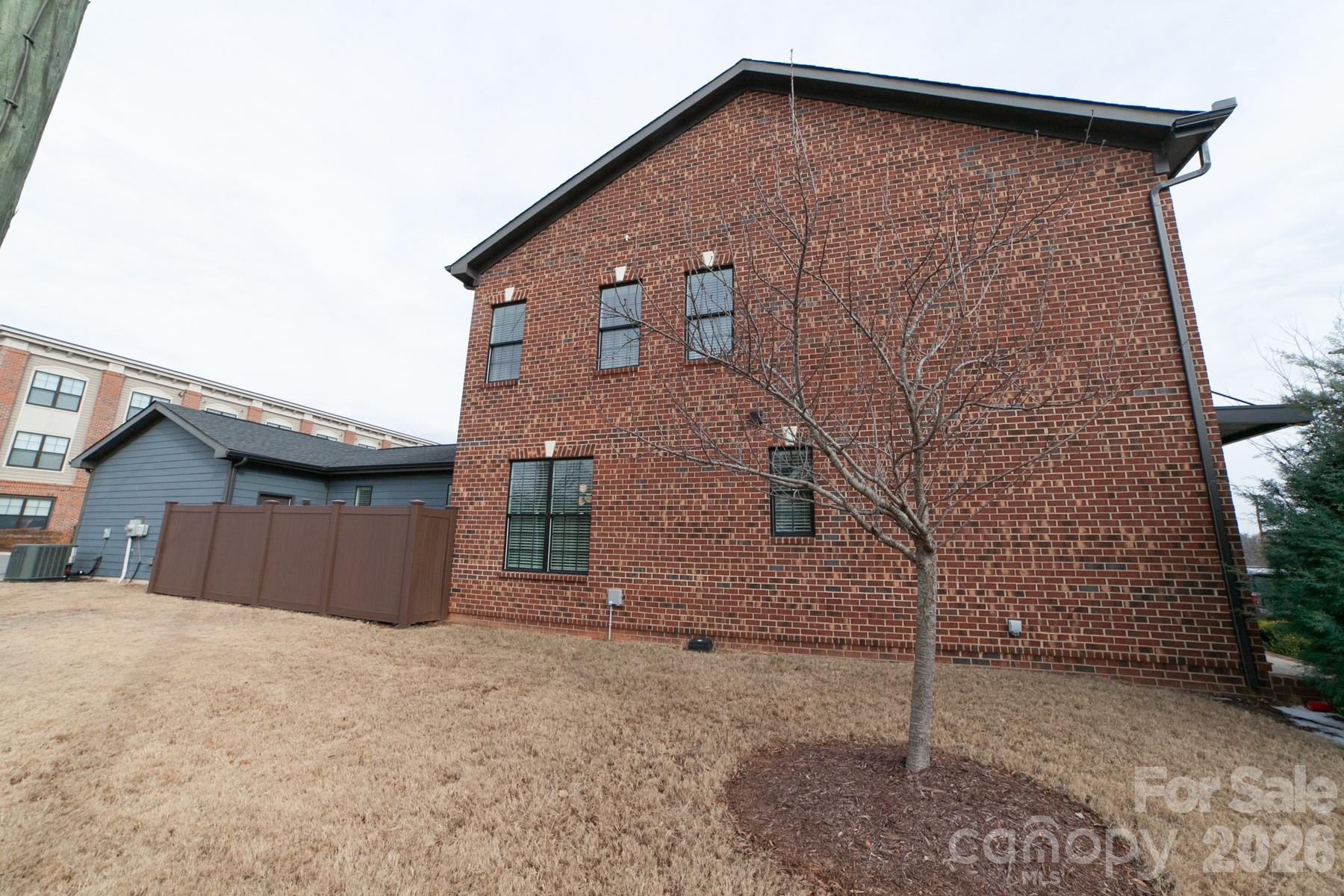 100 Linestowe Drive Property Photo 34