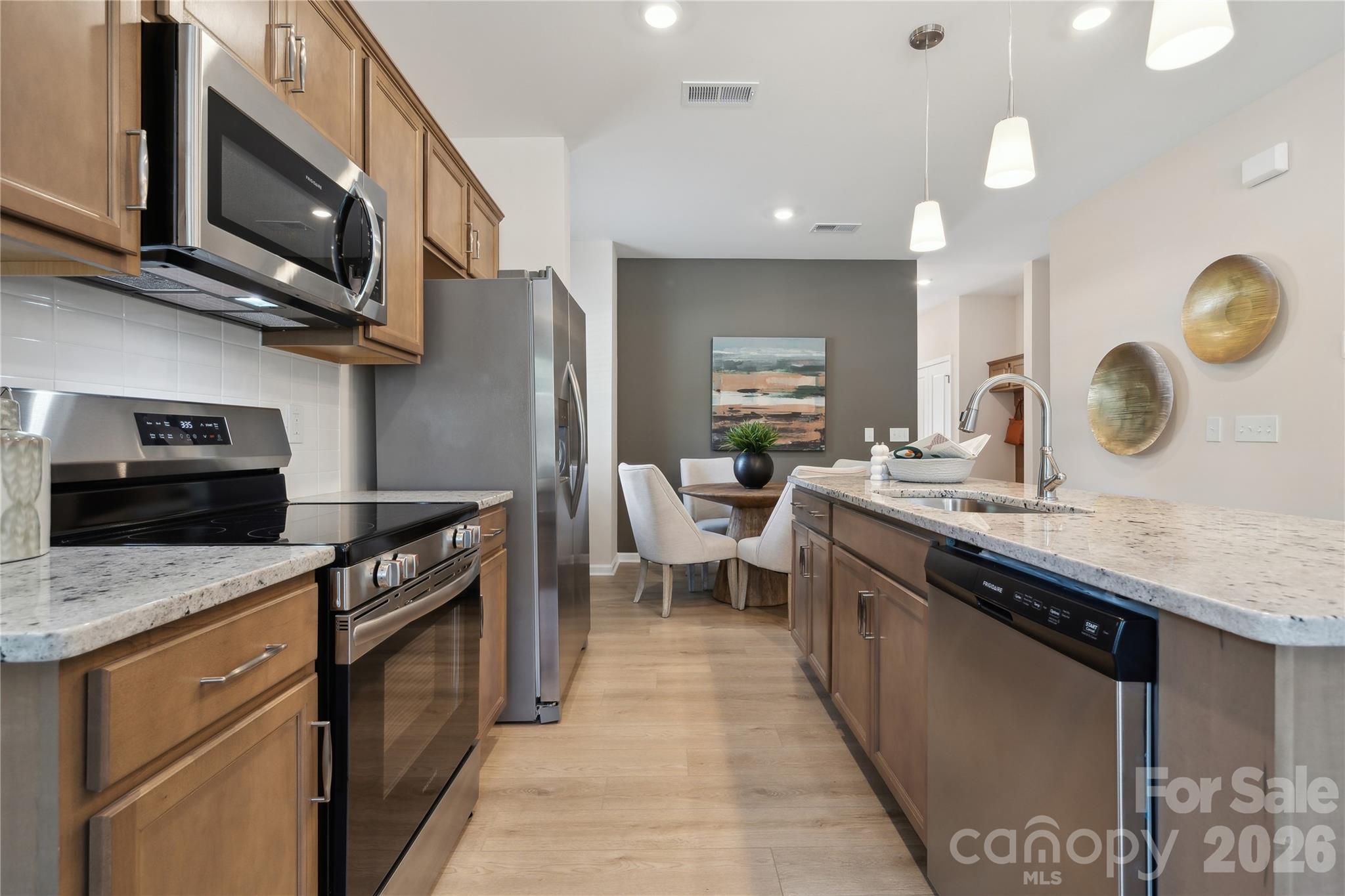 6514 Harlech Street Property Photo 3