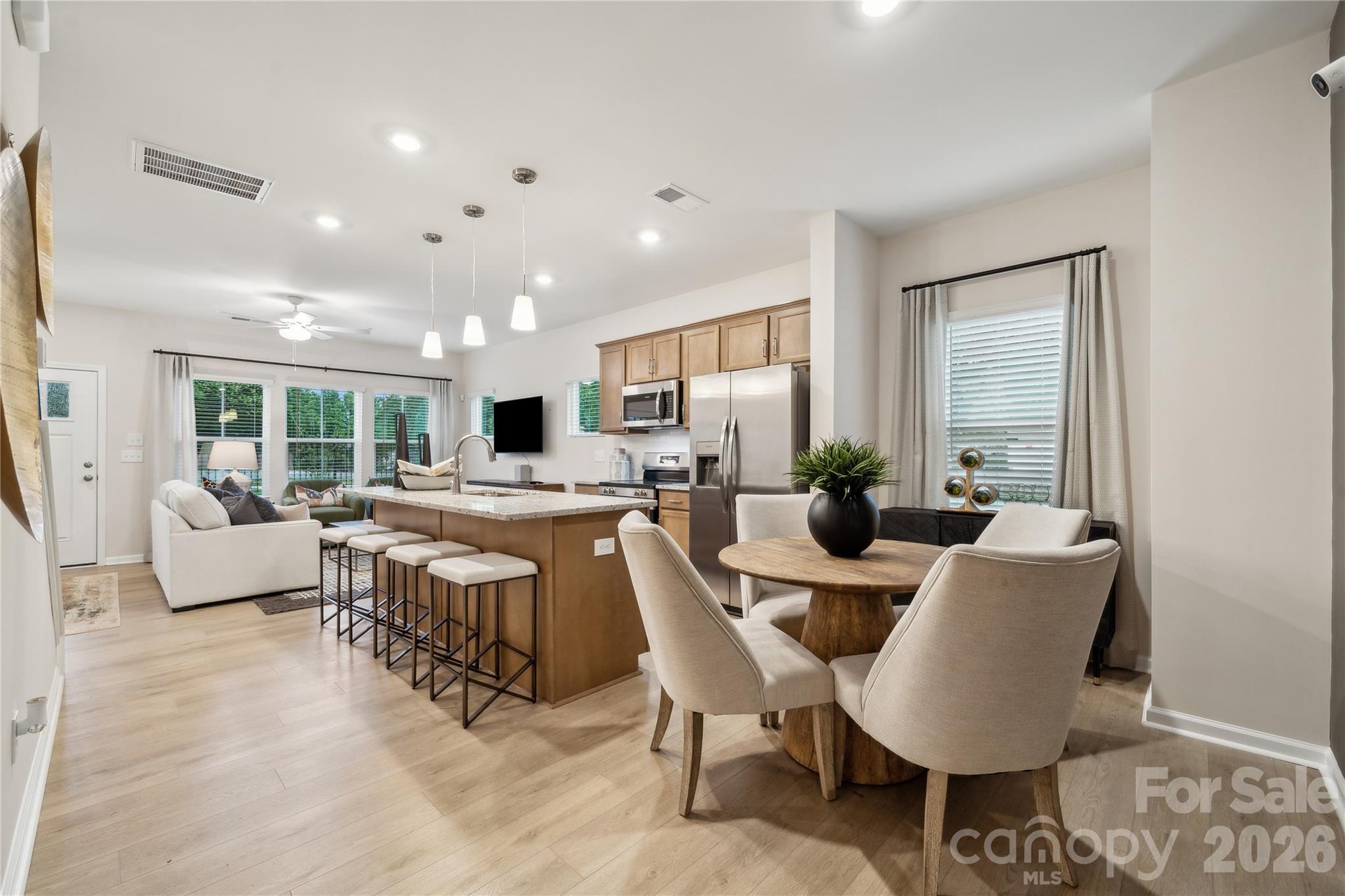 6514 Harlech Street Property Photo 7