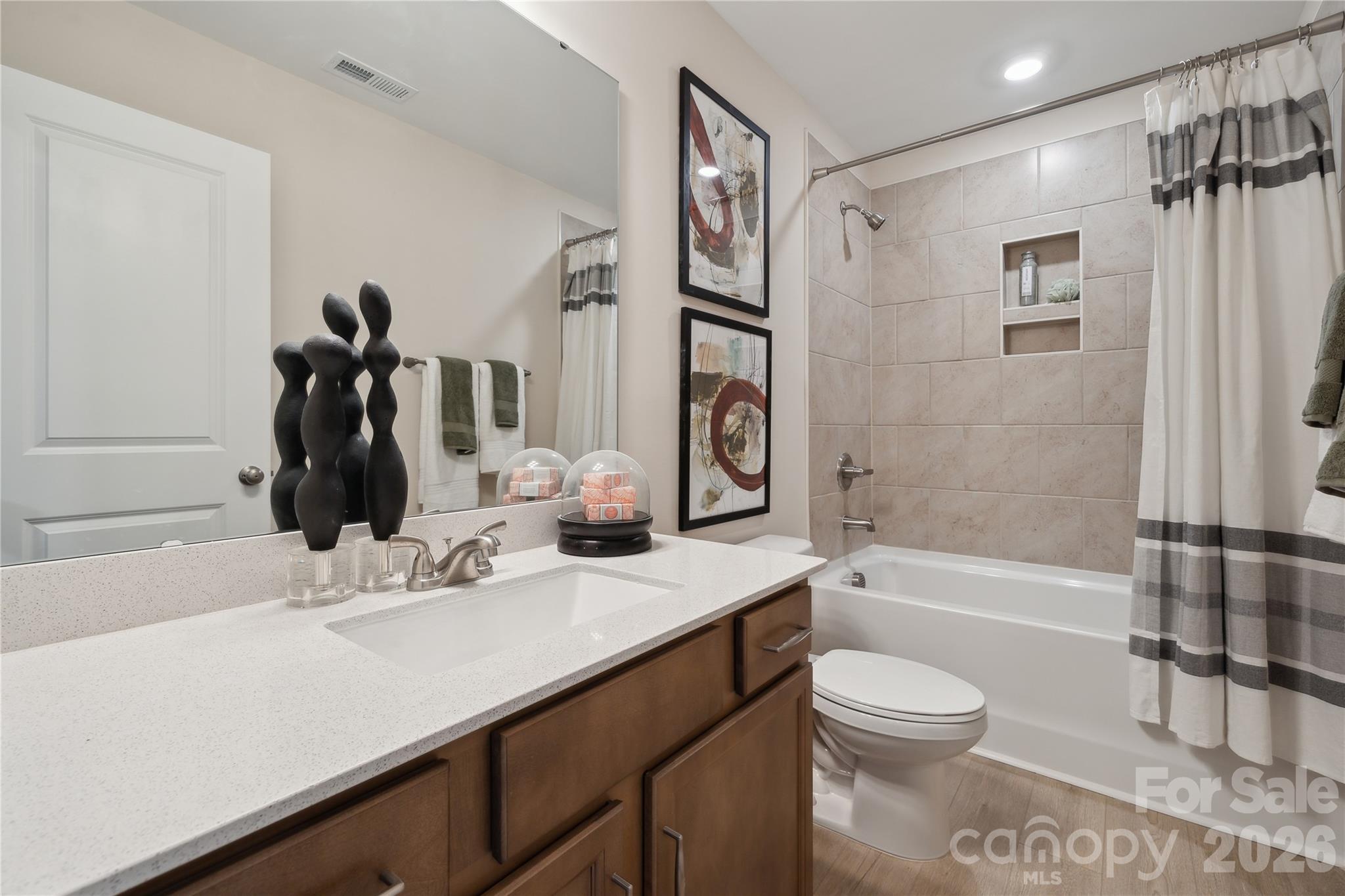 6514 Harlech Street Property Photo 12
