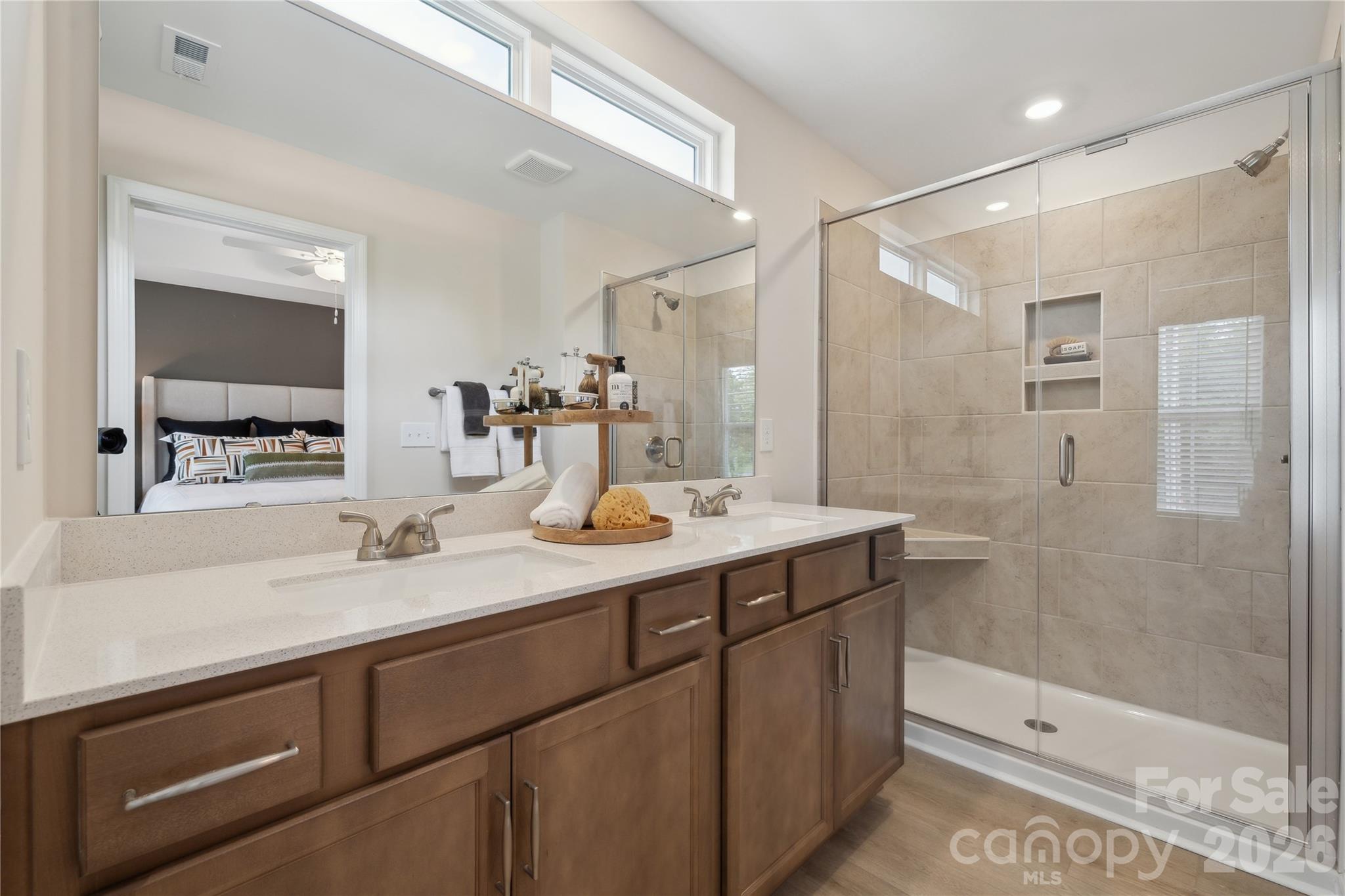 6514 Harlech Street Property Photo 20