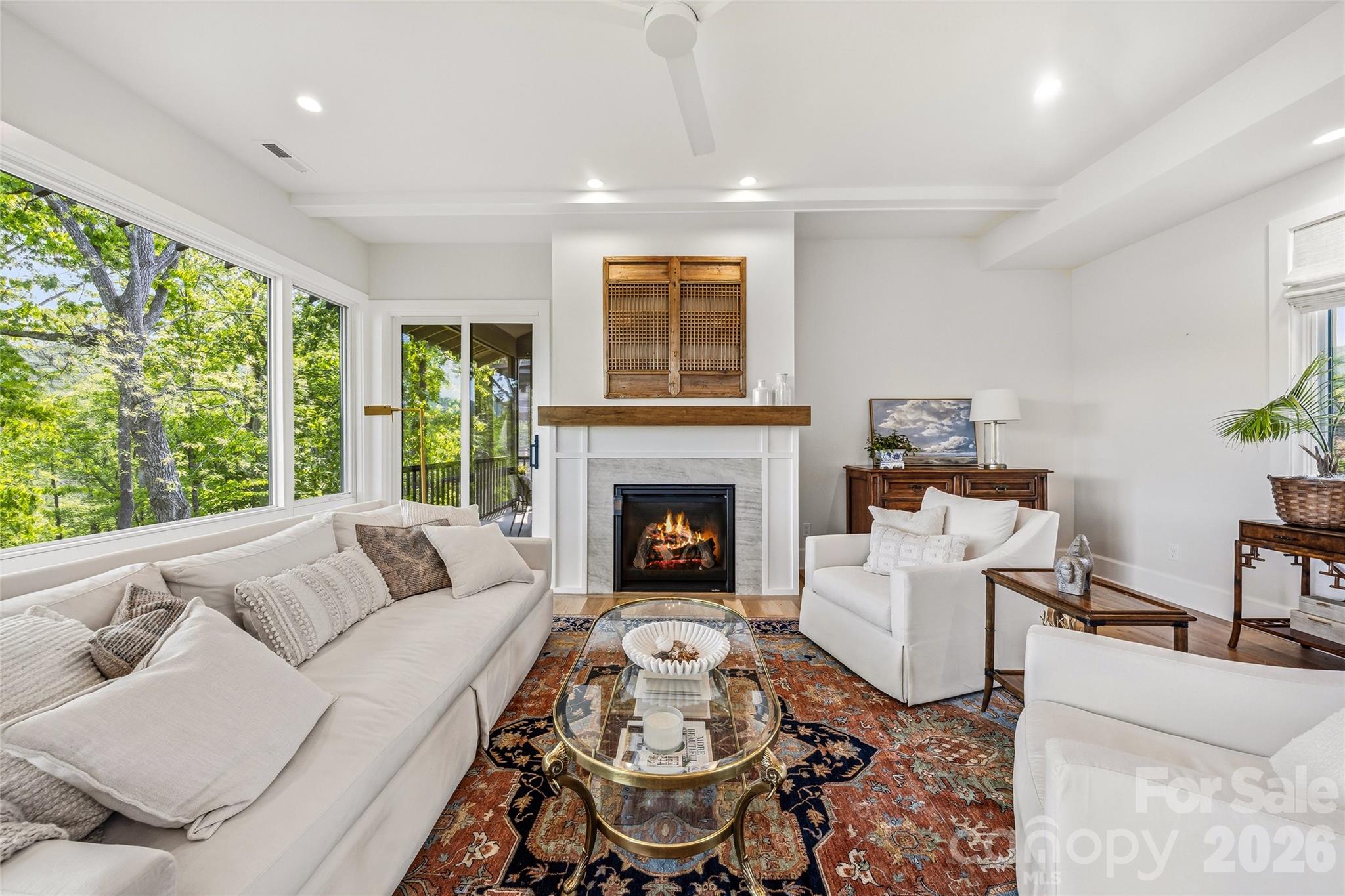 162 Riverbend Forest Drive Property Photo 6