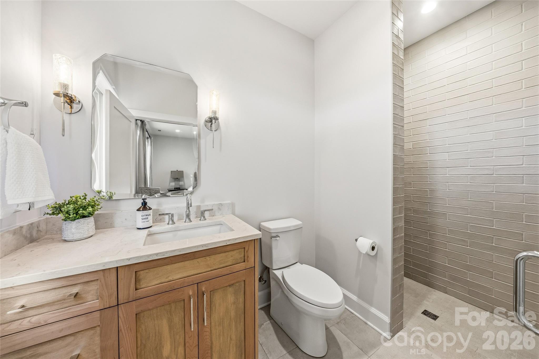 162 Riverbend Forest Drive Property Photo 27