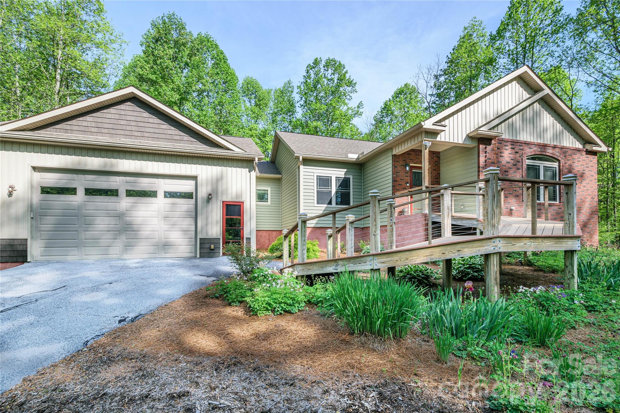 281 Ewbank Road Property Photo 1