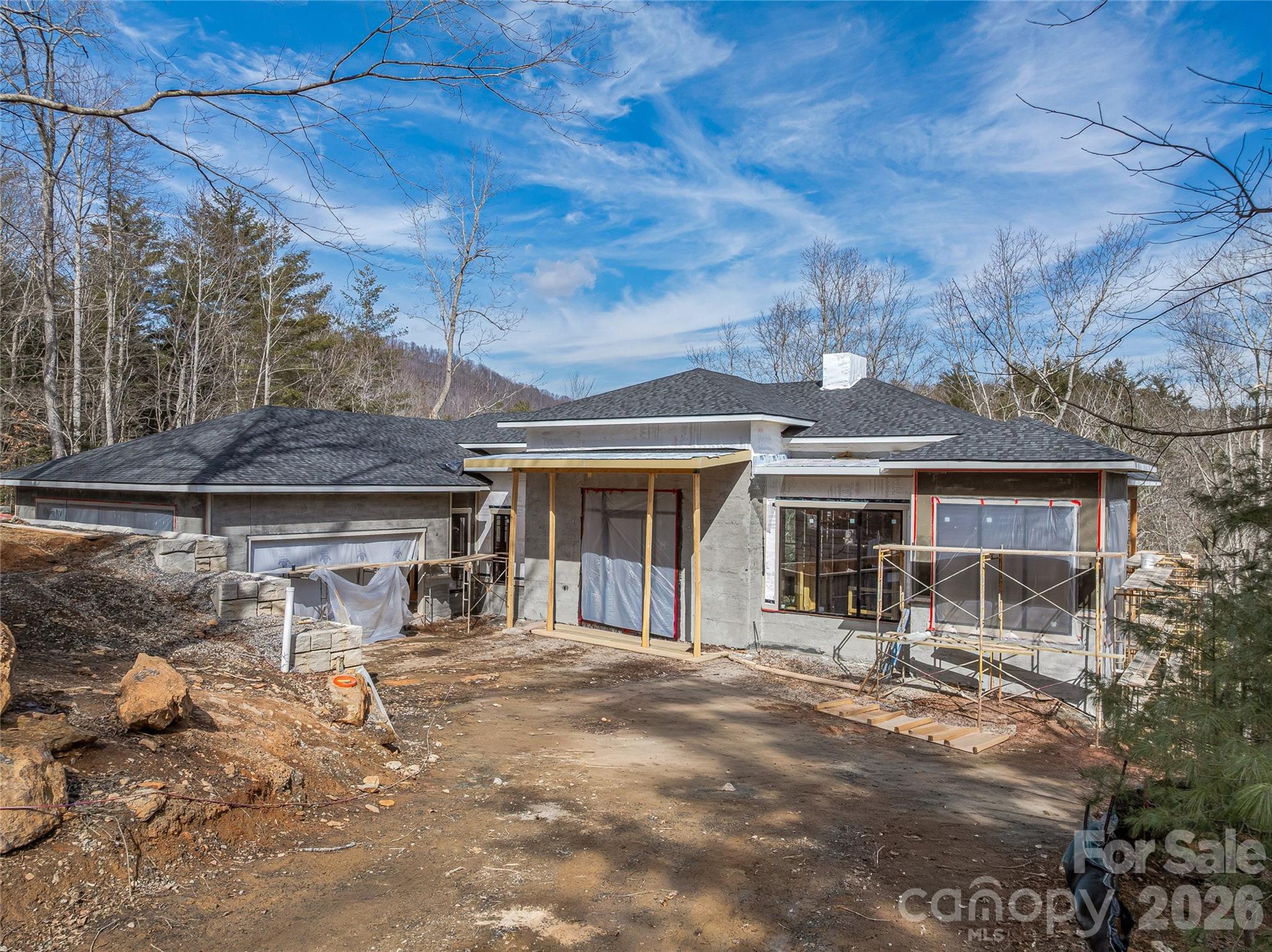 12 Falling Waters Trail Property Photo 2