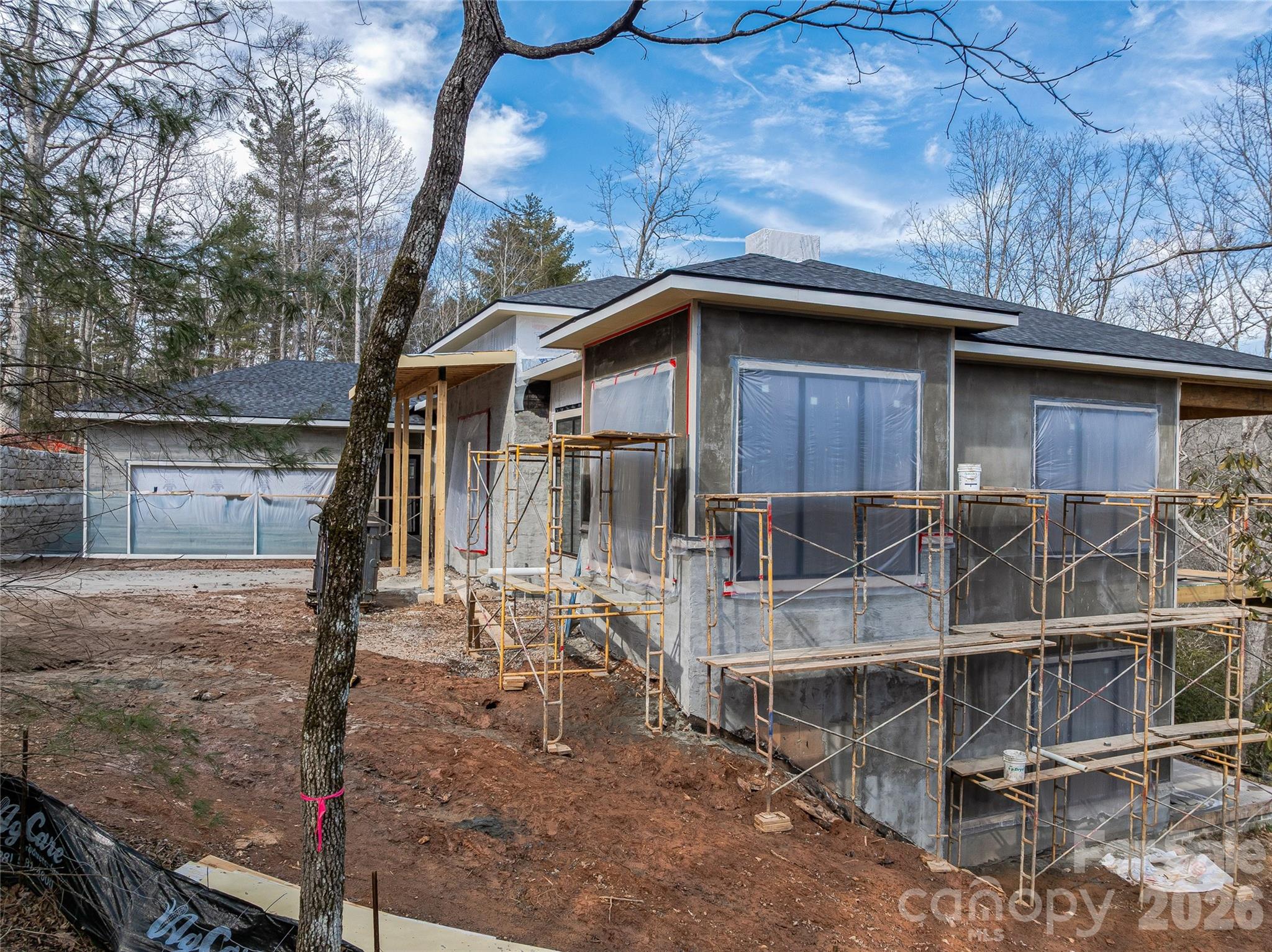 12 Falling Waters Trail Property Photo 4