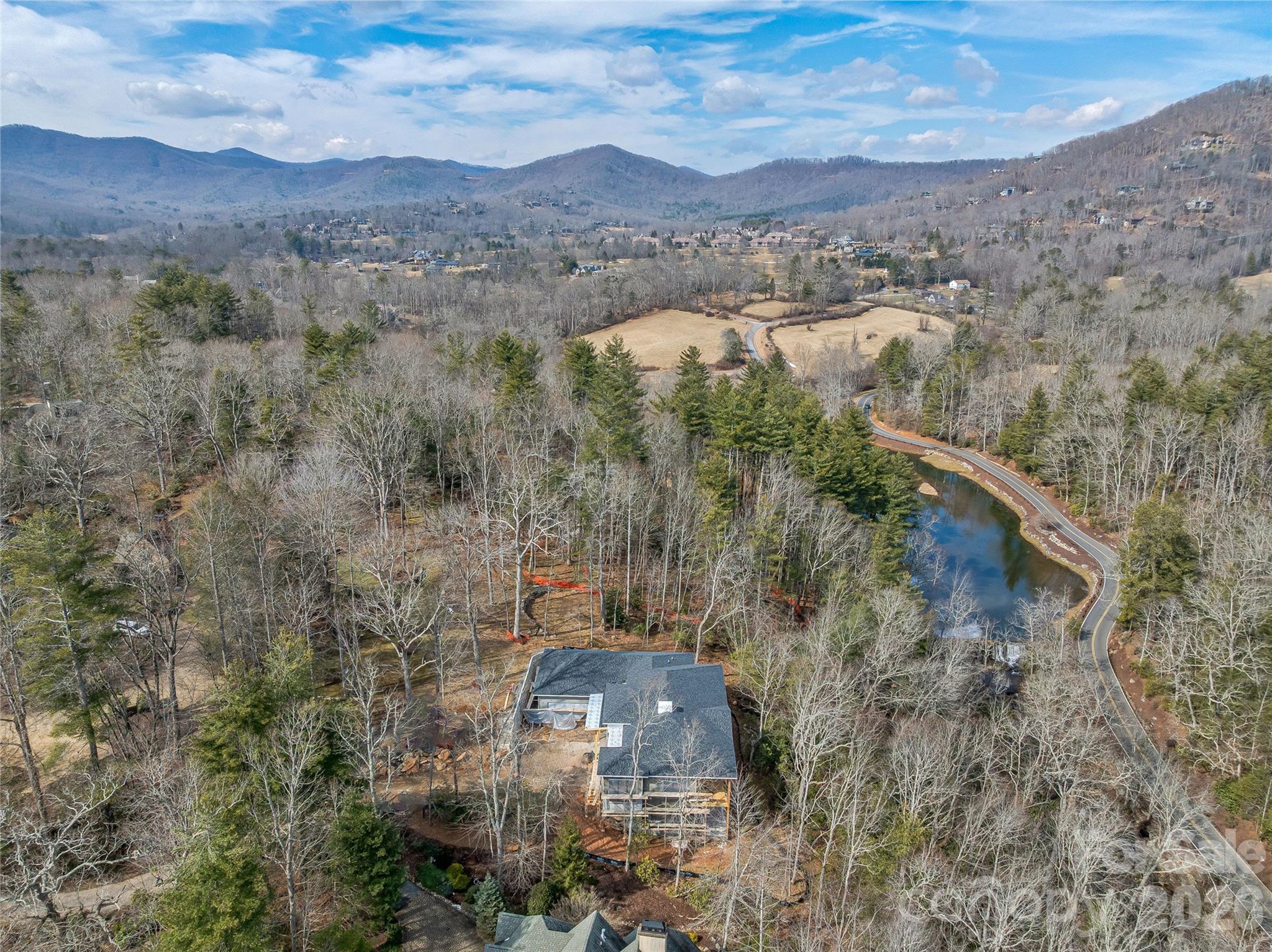 12 Falling Waters Trail Property Photo 18