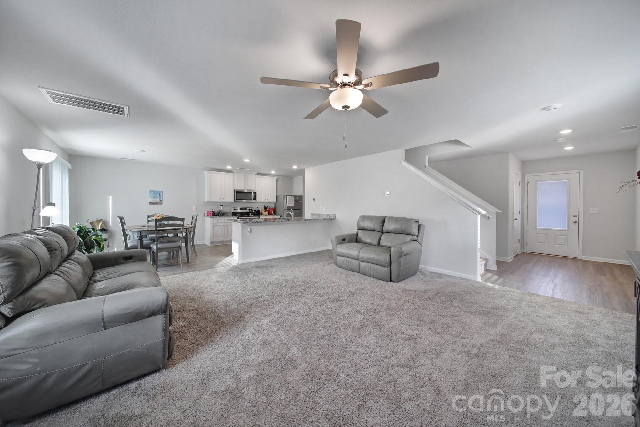 654 Lancelot Drive Property Photo 7