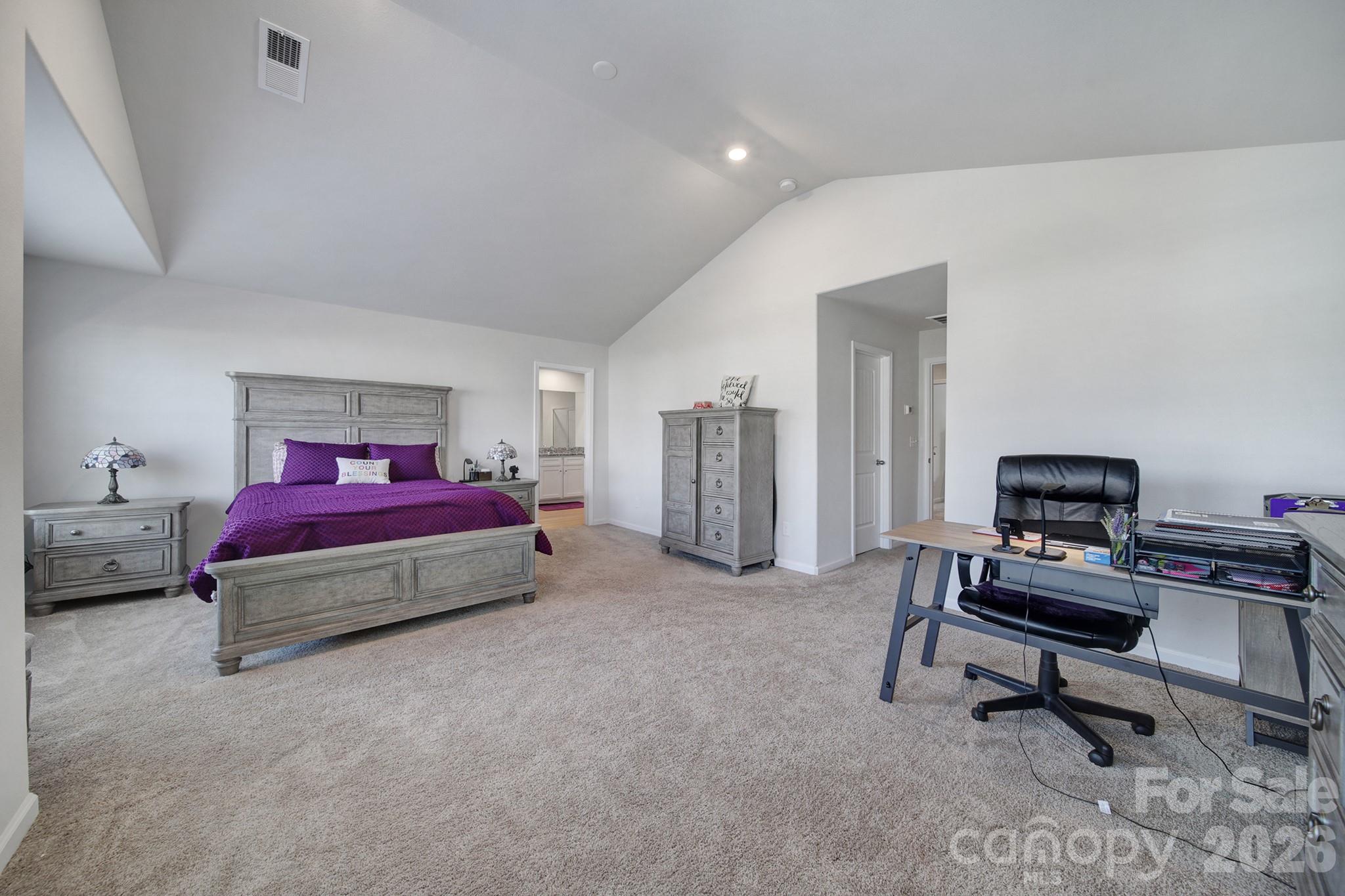 654 Lancelot Drive Property Photo 16