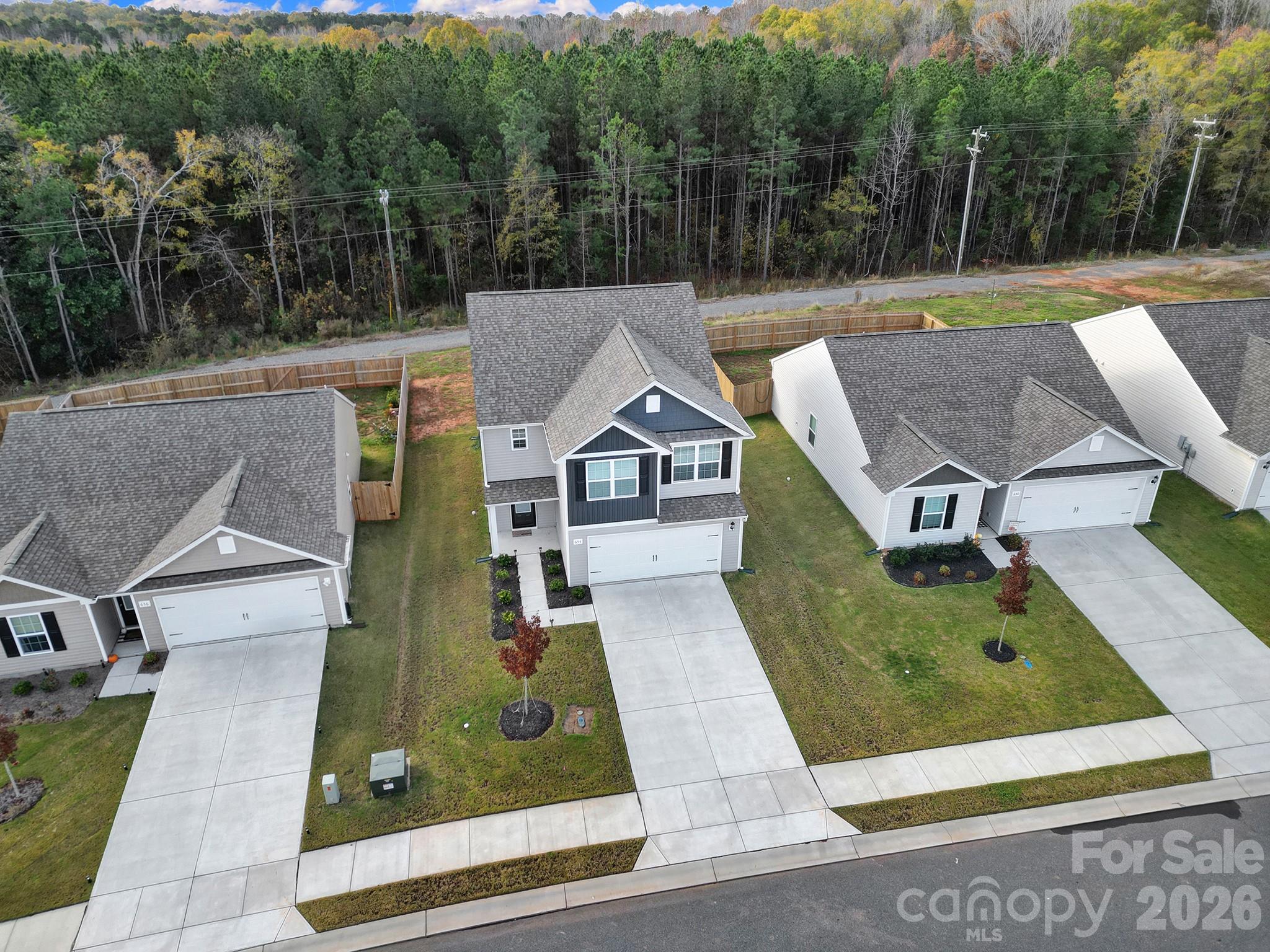 654 Lancelot Drive Property Photo 28
