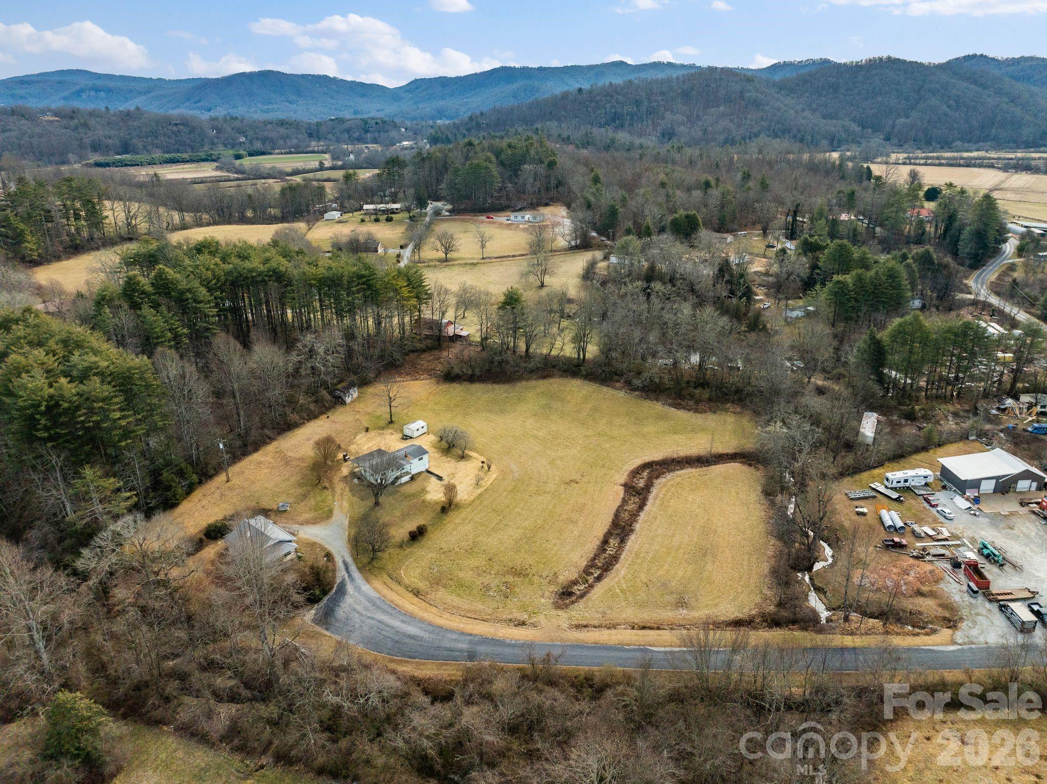 146 And 148 Monteith Road Property Photo 2
