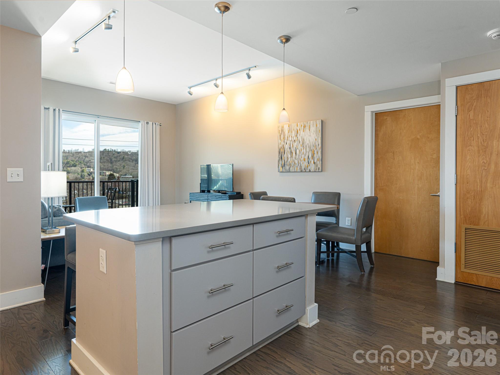 45 Asheland Avenue 306 Property Photo 17