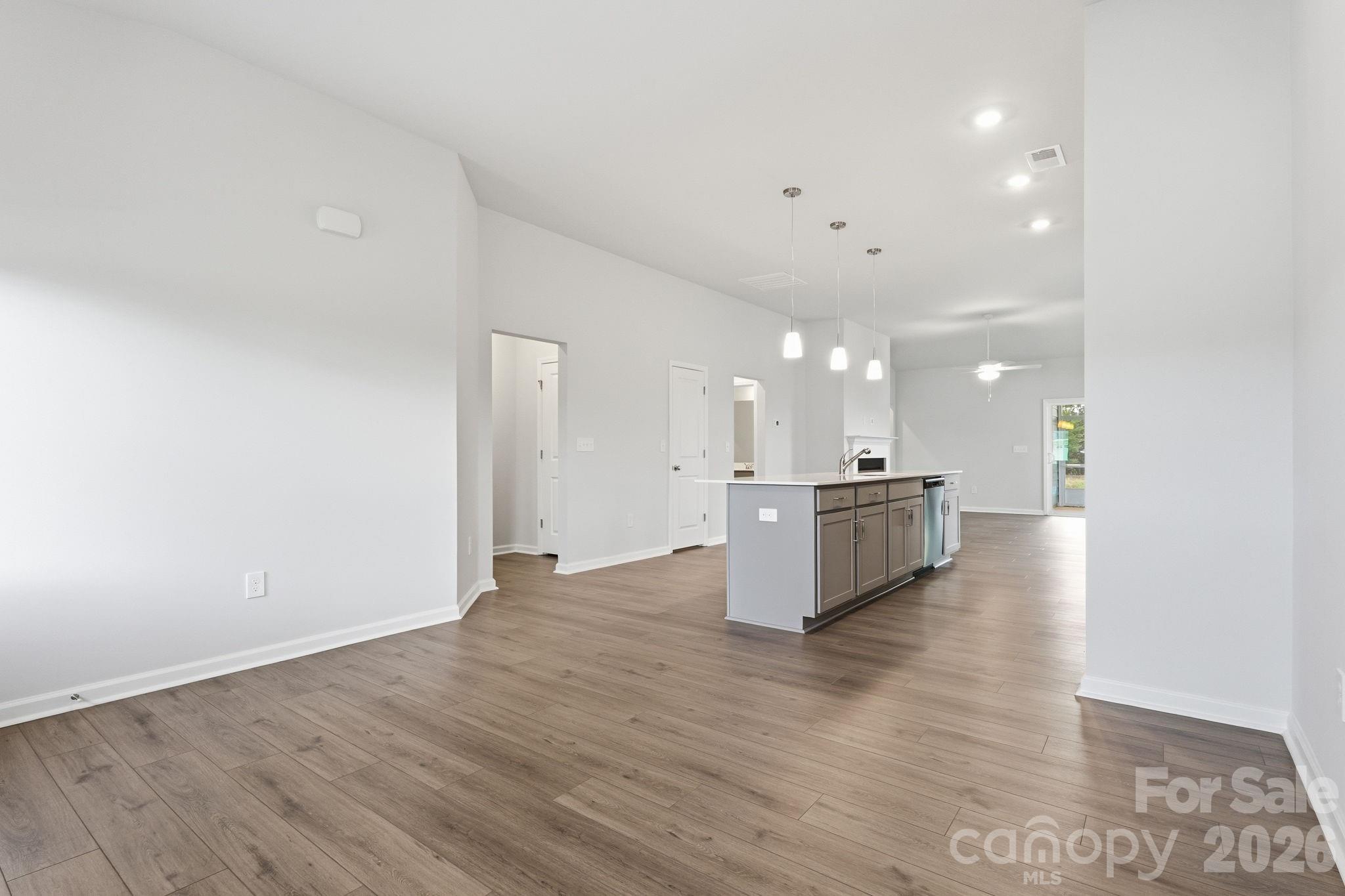 205 Rodeo Drive 03 Property Photo 2