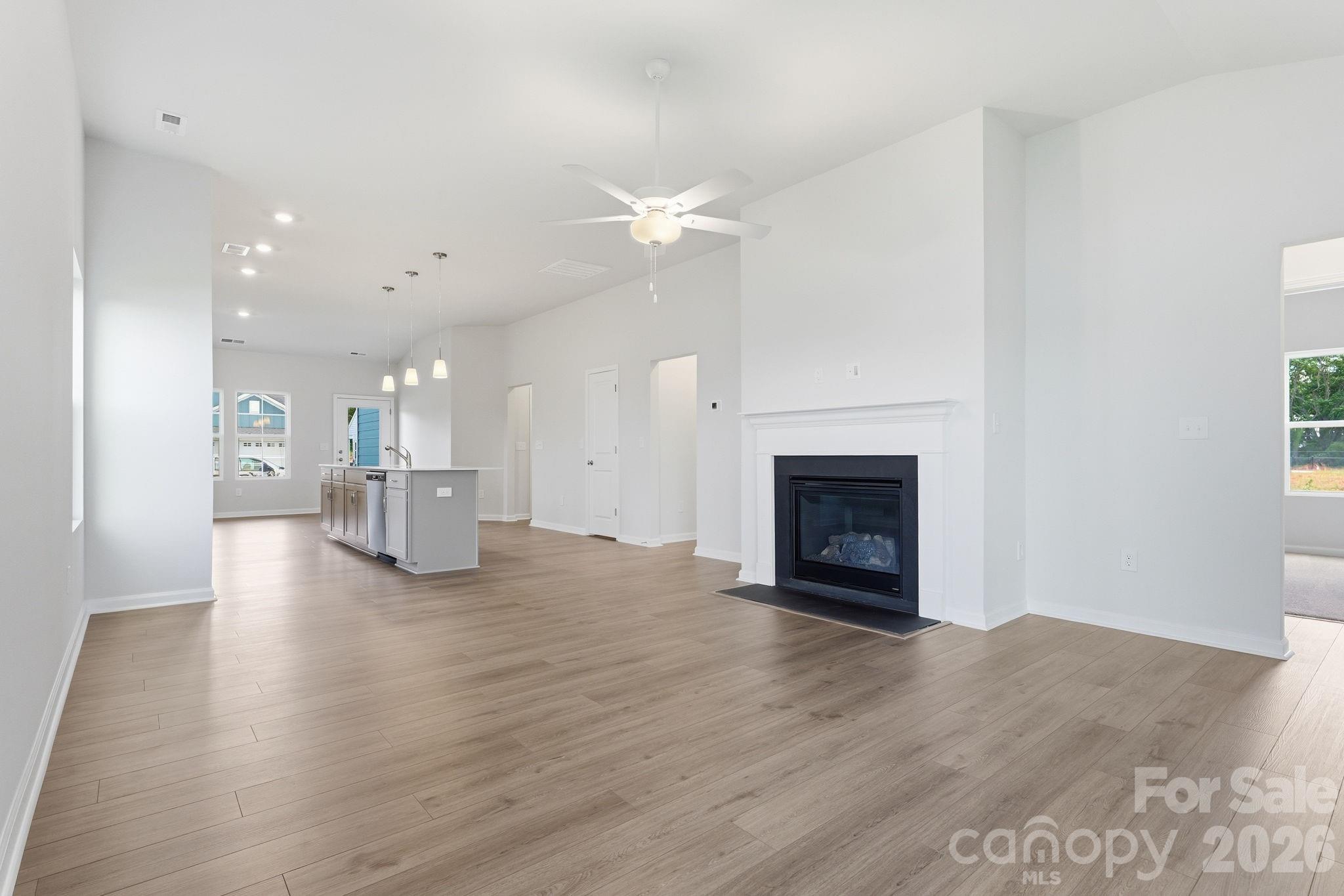 205 Rodeo Drive 03 Property Photo 8