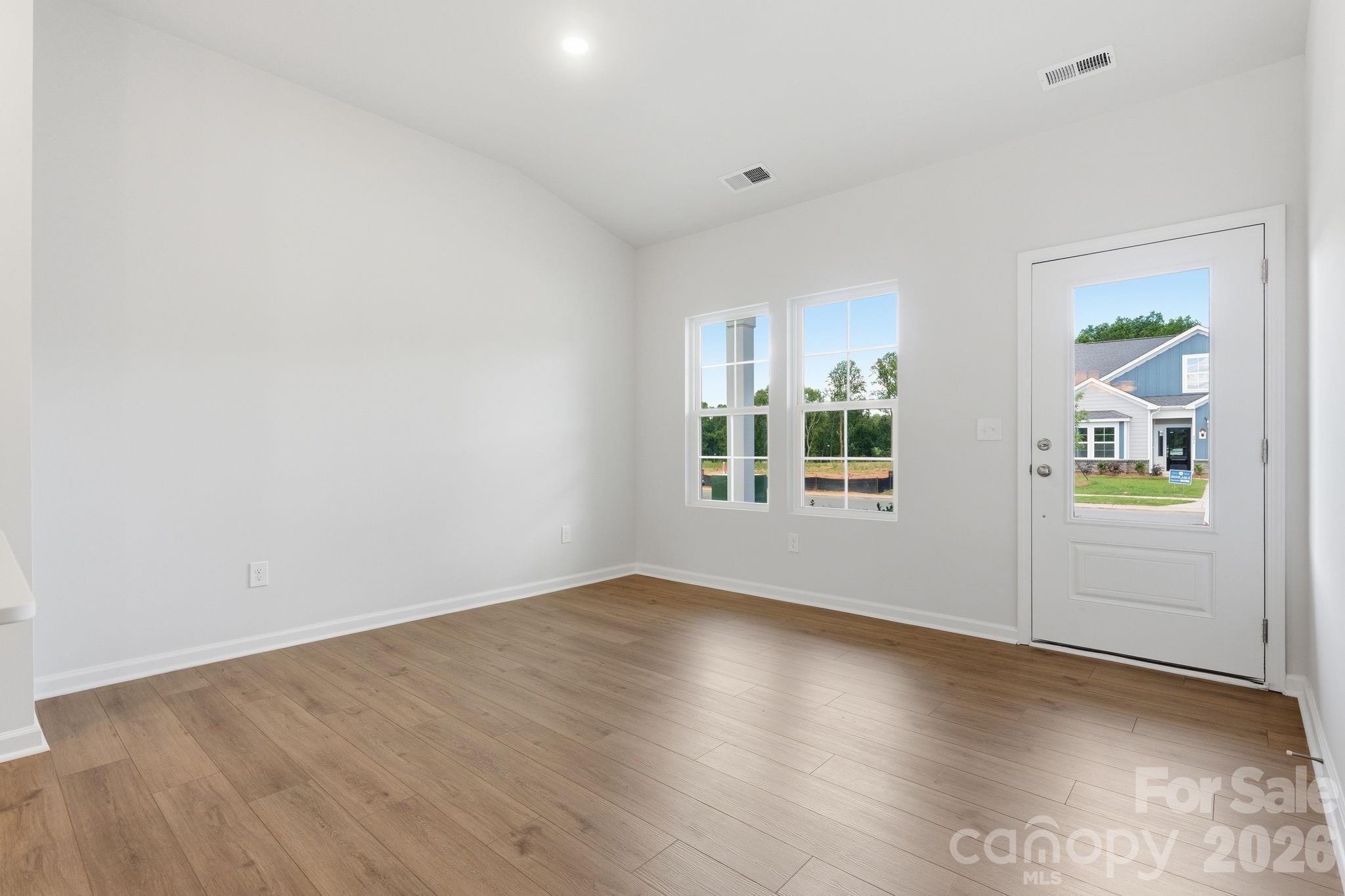 205 Rodeo Drive 03 Property Photo 11