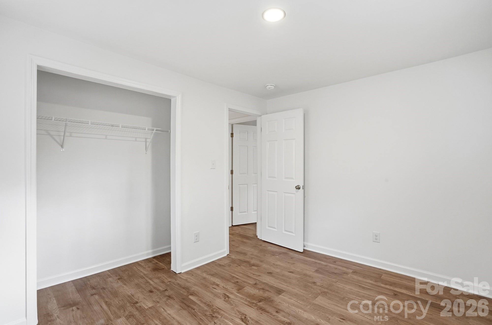 704 W Border Street Property Photo 36