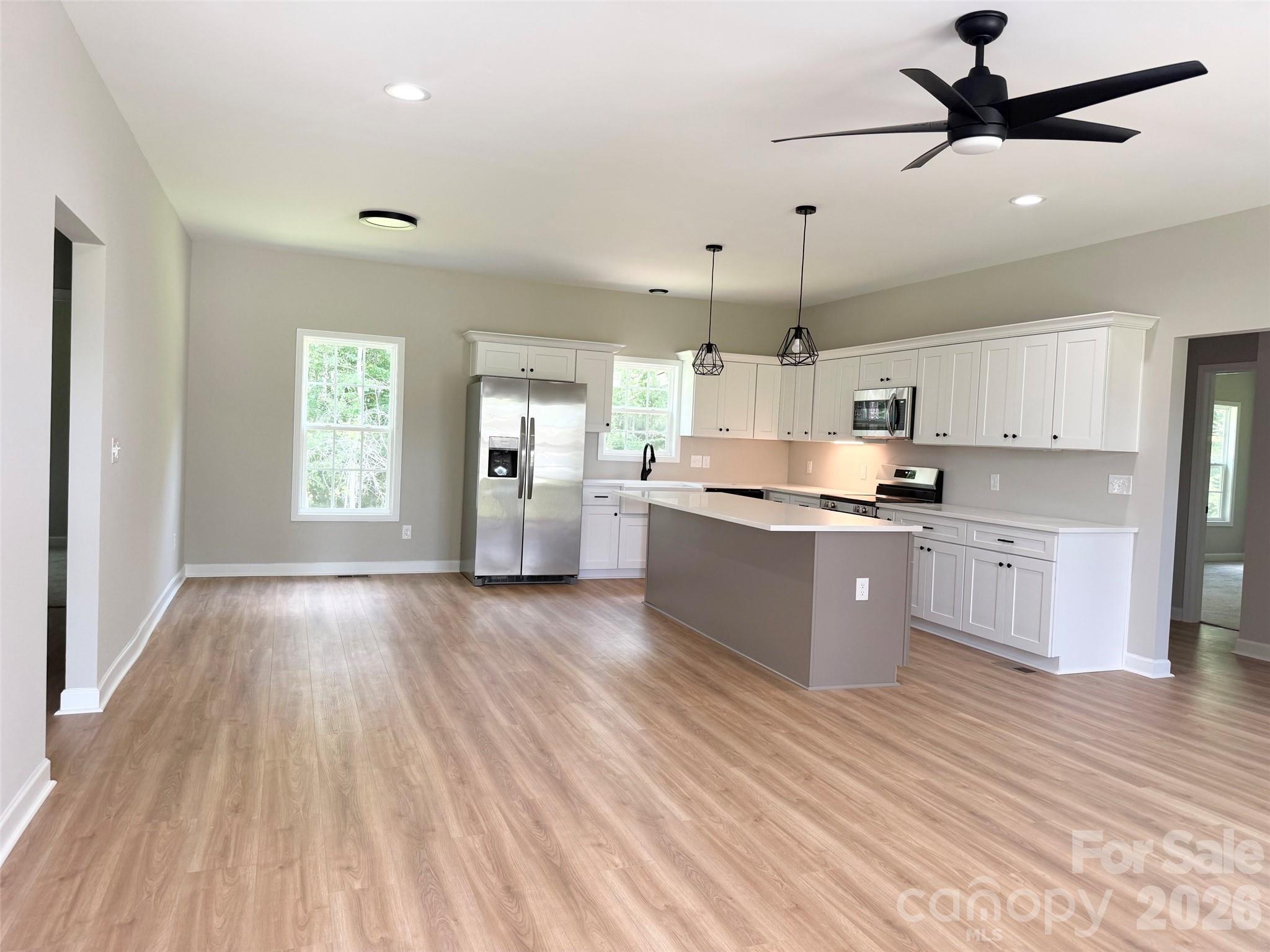 1186 Merribrook Lane Property Photo 3
