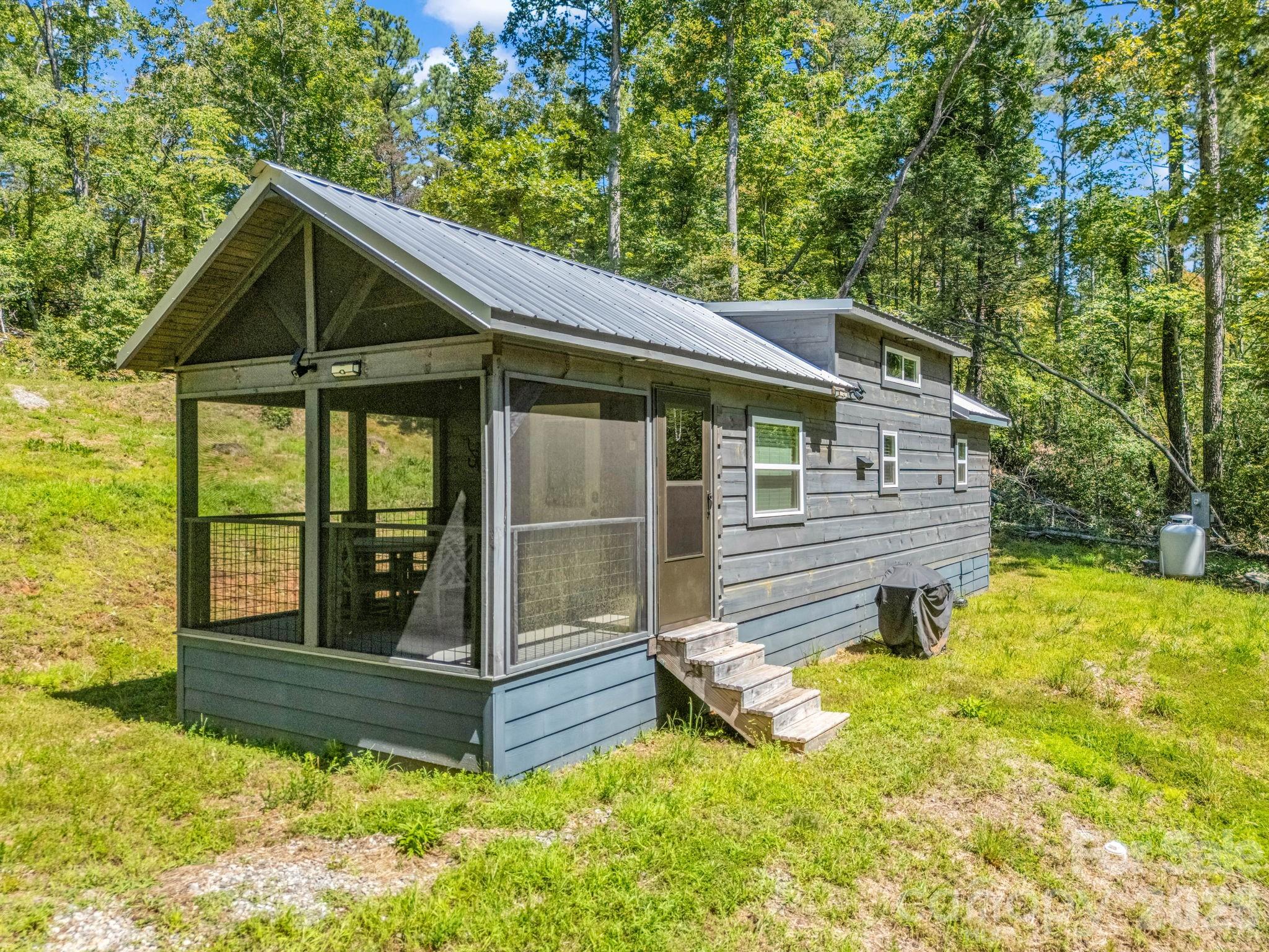231 Wandering Bear Way Property Photo 1