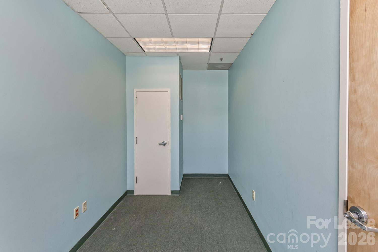 56 College Street 304 Property Photo 14