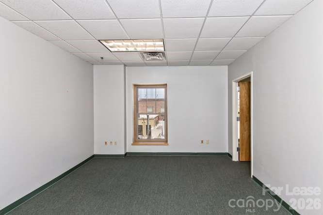 56 College Street 304 Property Photo 16