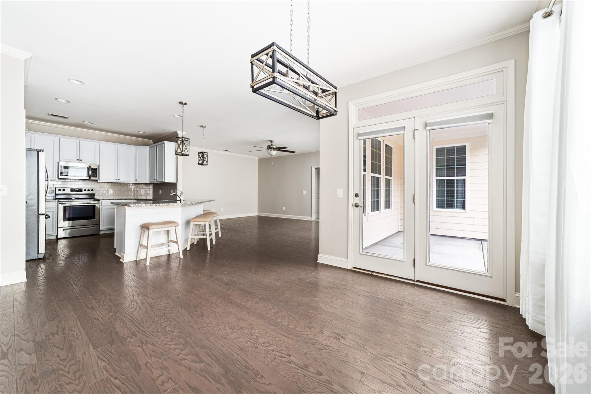 1324 Assembly Street Property Photo 16